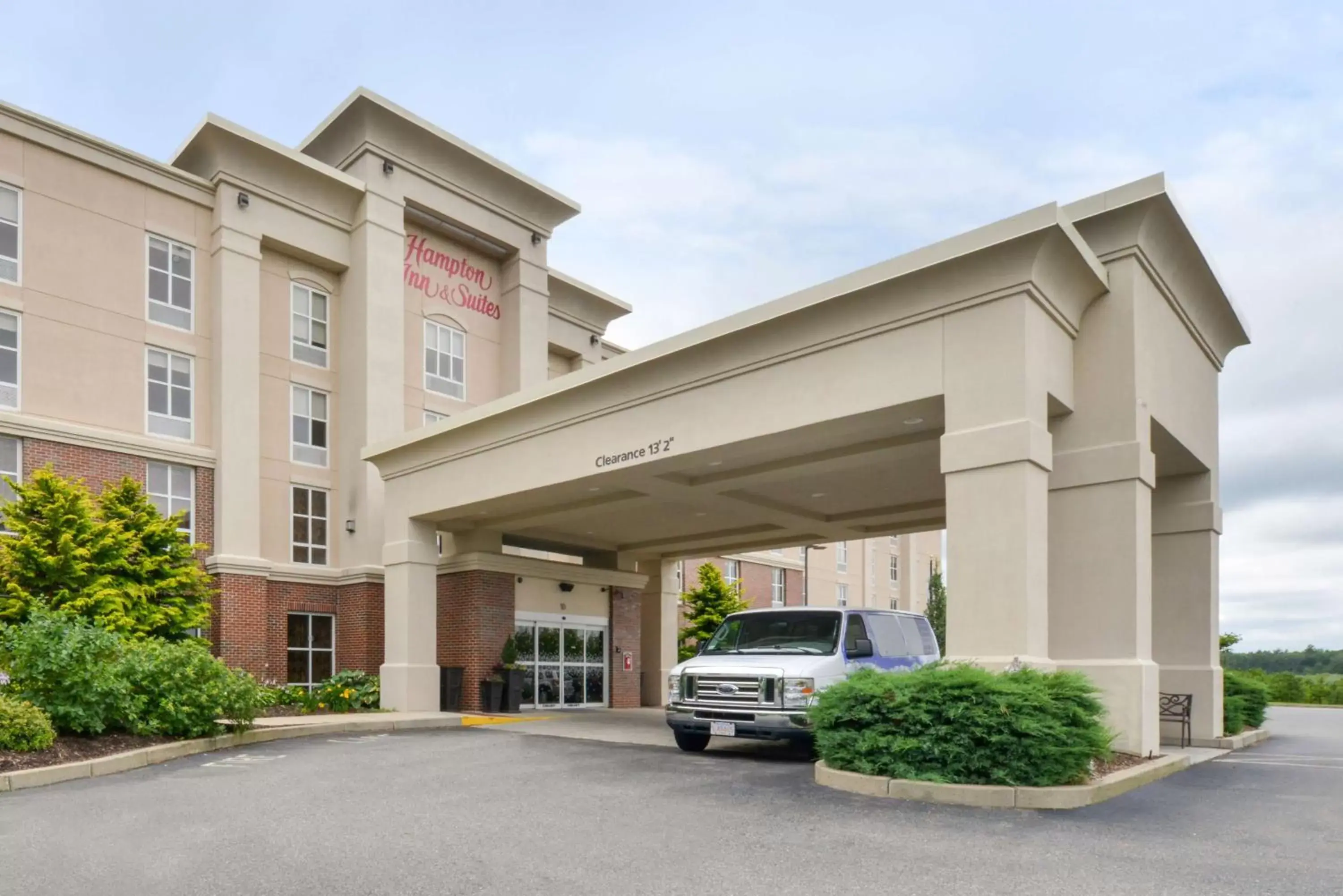 Hampton Inn & Suites by Hilton Plymouth Hampton Inn & Suites by Hilton Plymouth