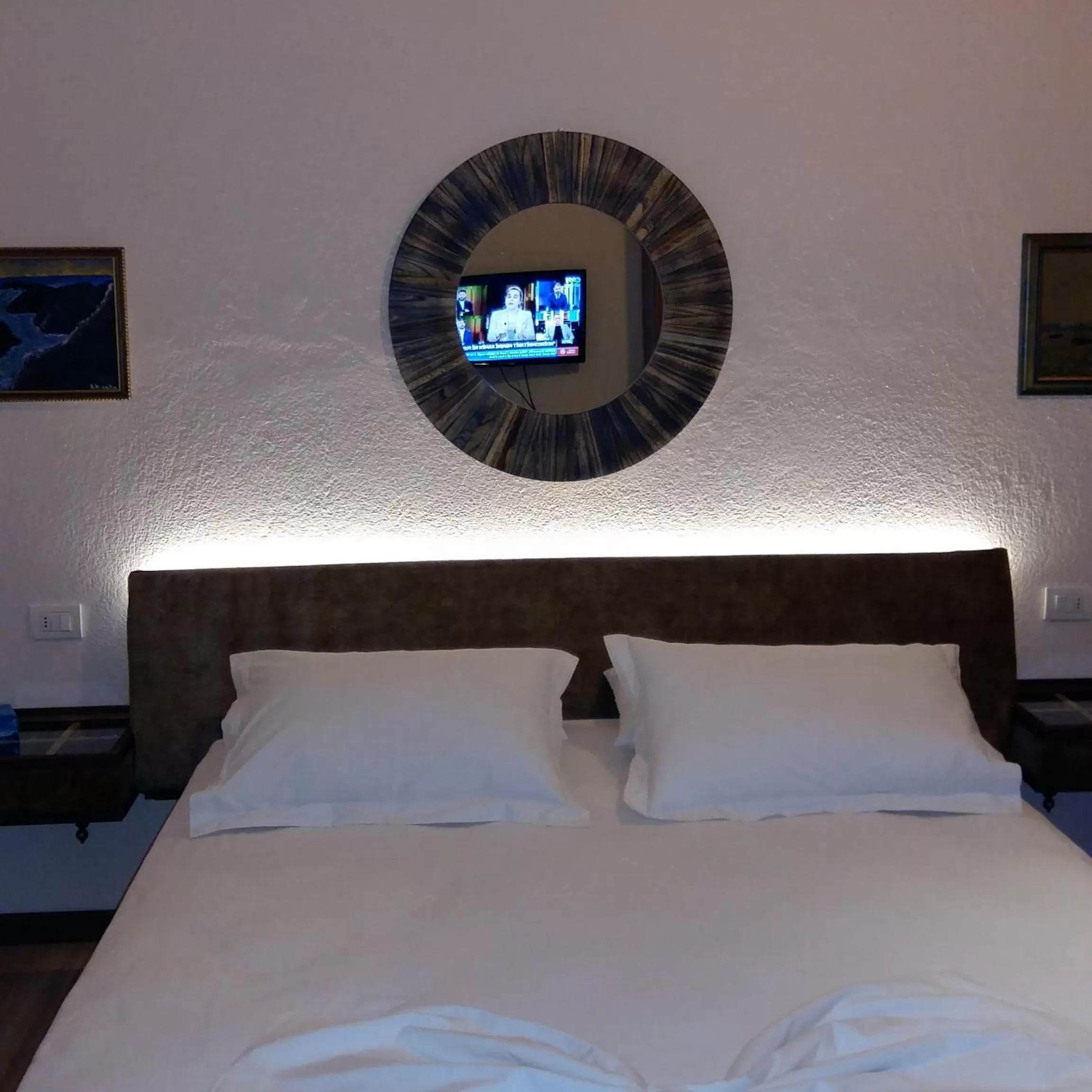 Bed in Drini Hotel