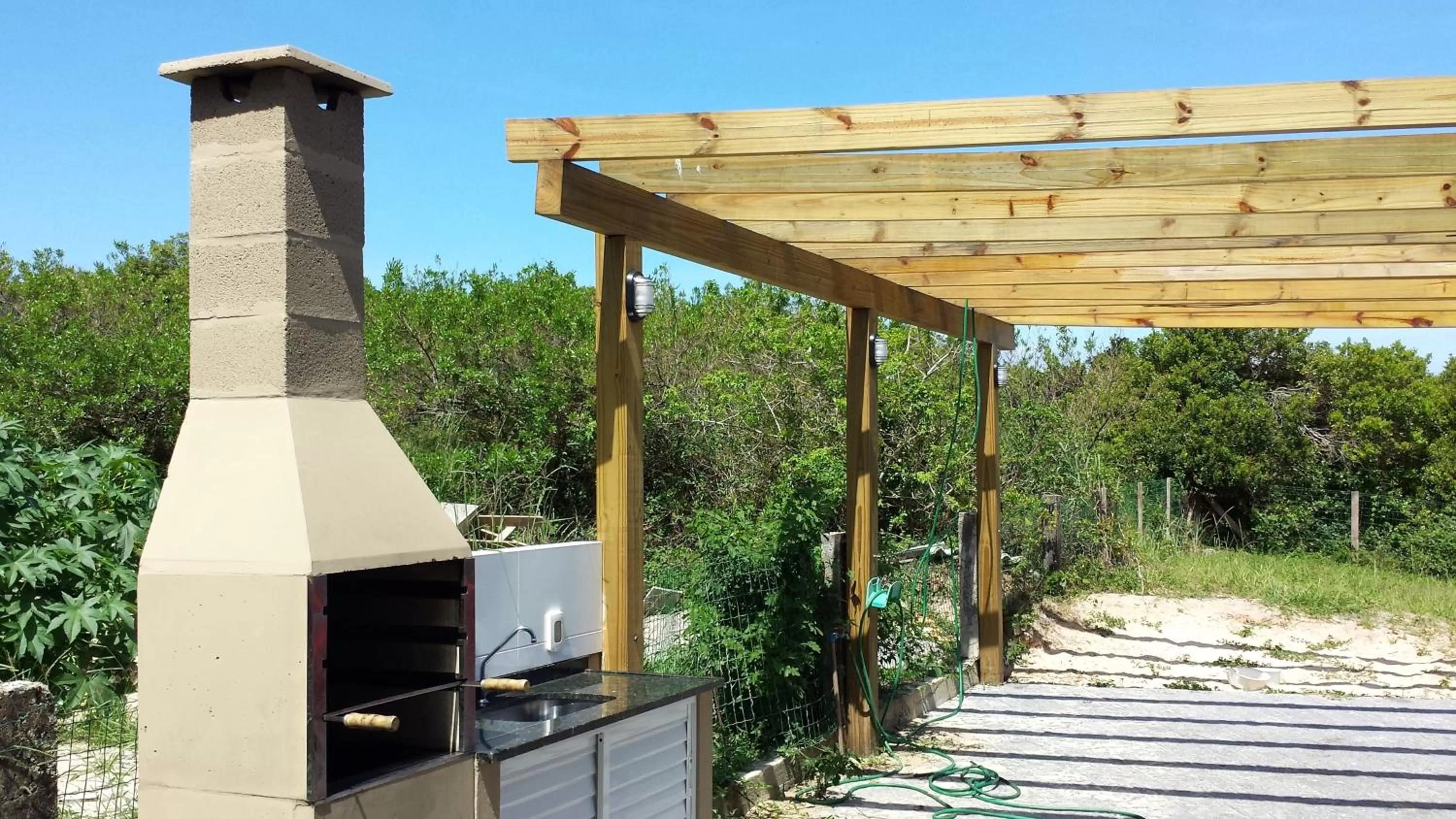 Property building in Casa da Marilú