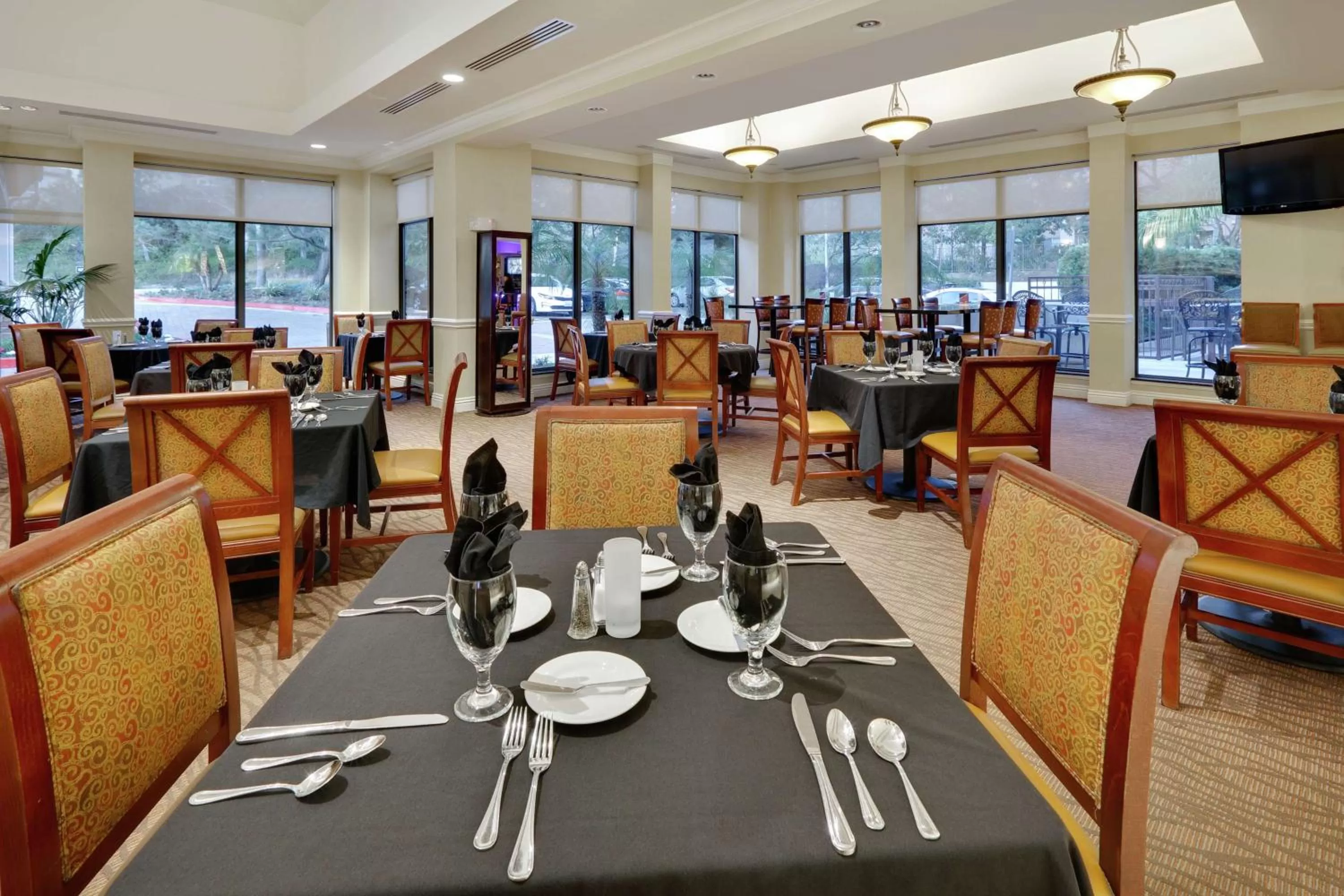 Restaurant/places to eat in Hilton Garden Inn San Diego Del Mar