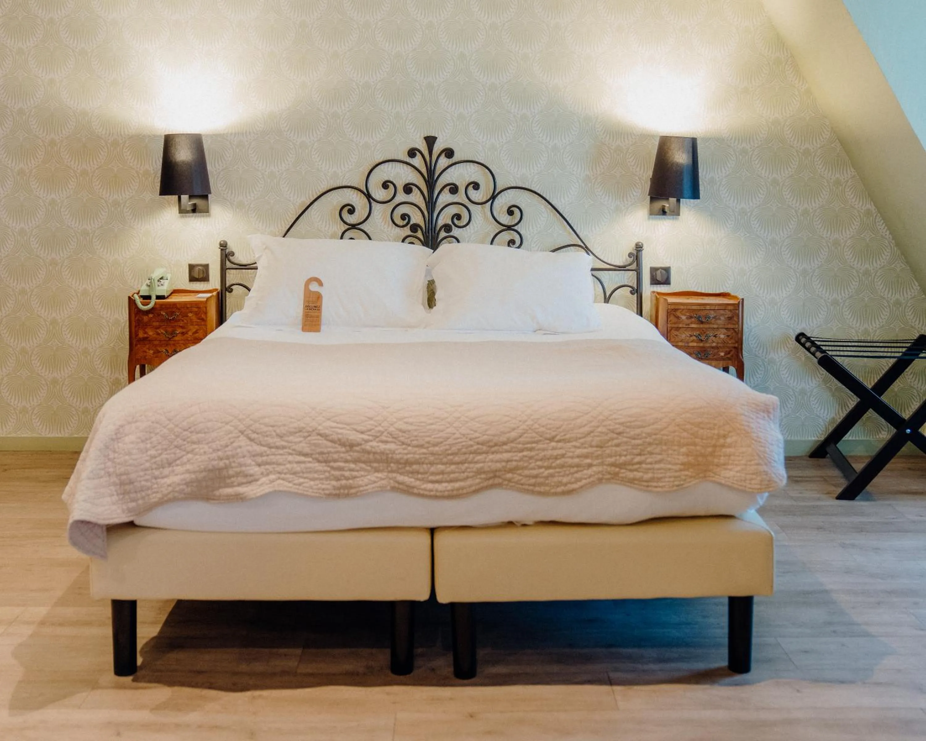 Bedroom, Bed in Hotel Le Grimaldi by Happyculture