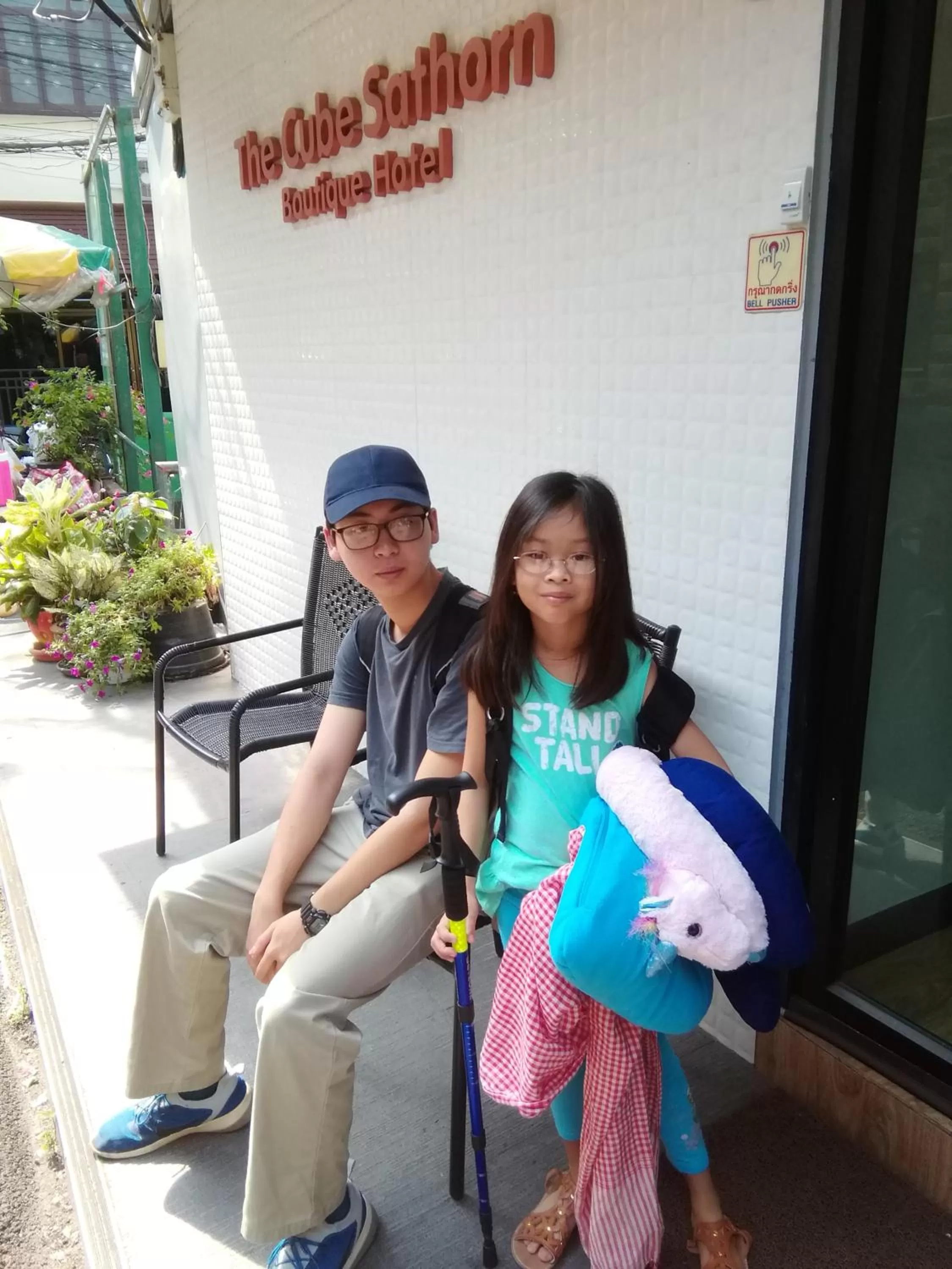 The Cube Sathorn Boutique Hotel เดอะ คิวบ์ สาทร บูติค โฮเทล Near BTS Surasak