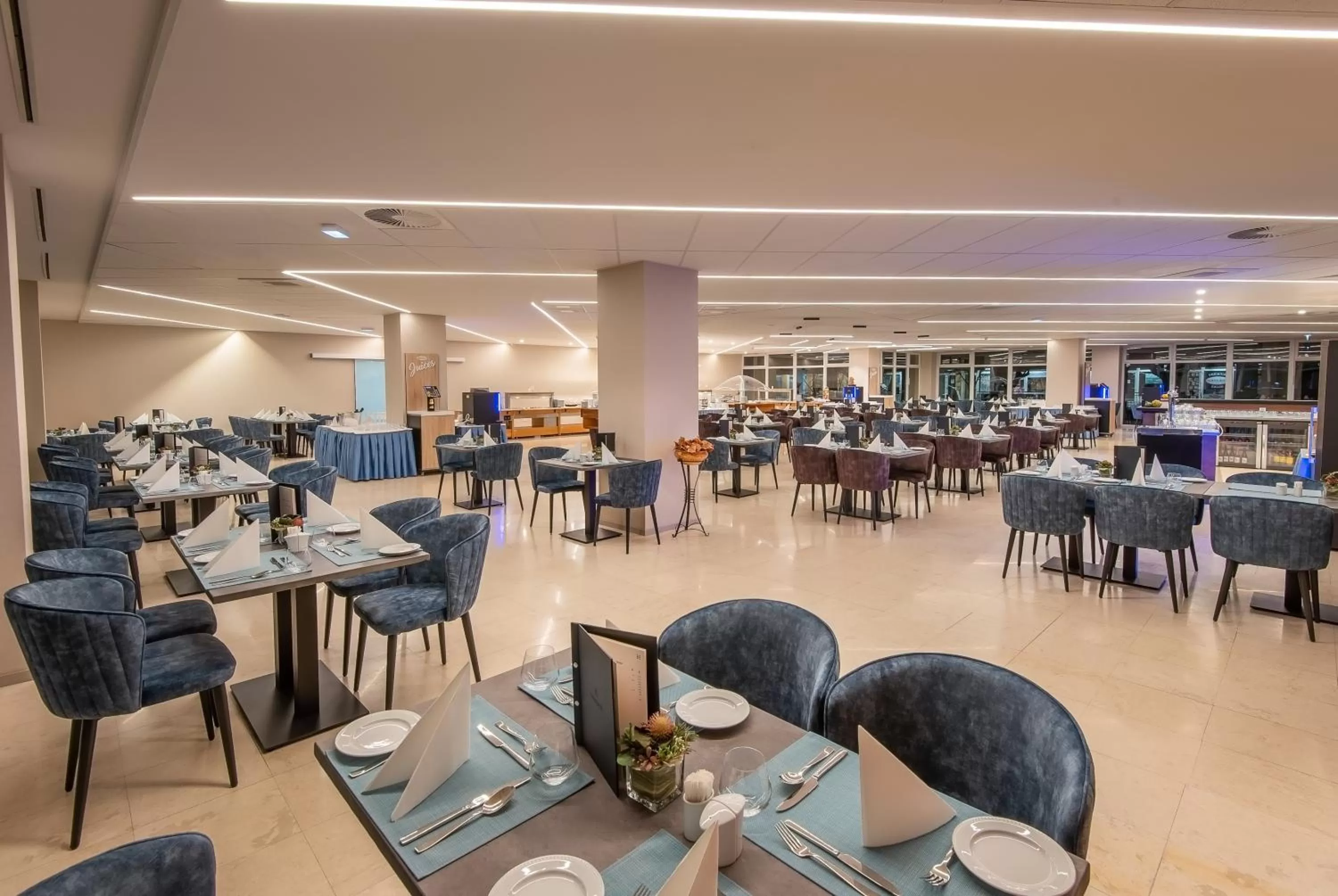 Restaurant/places to eat in Hunguest Hotel Panoráma