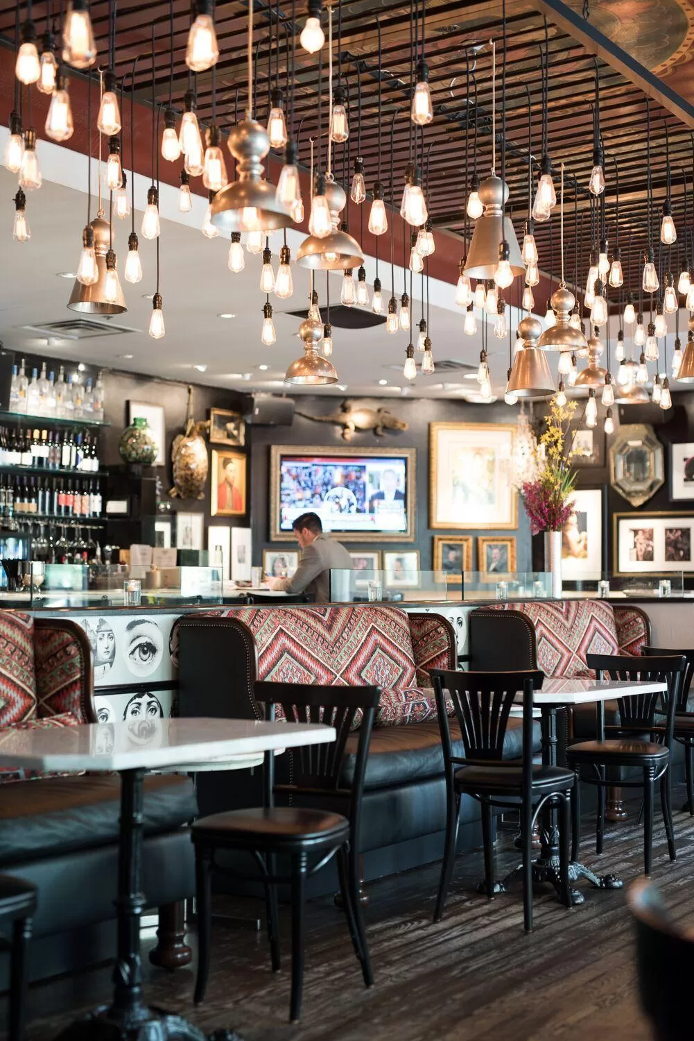 Lounge or bar in Hotel ZaZa Dallas