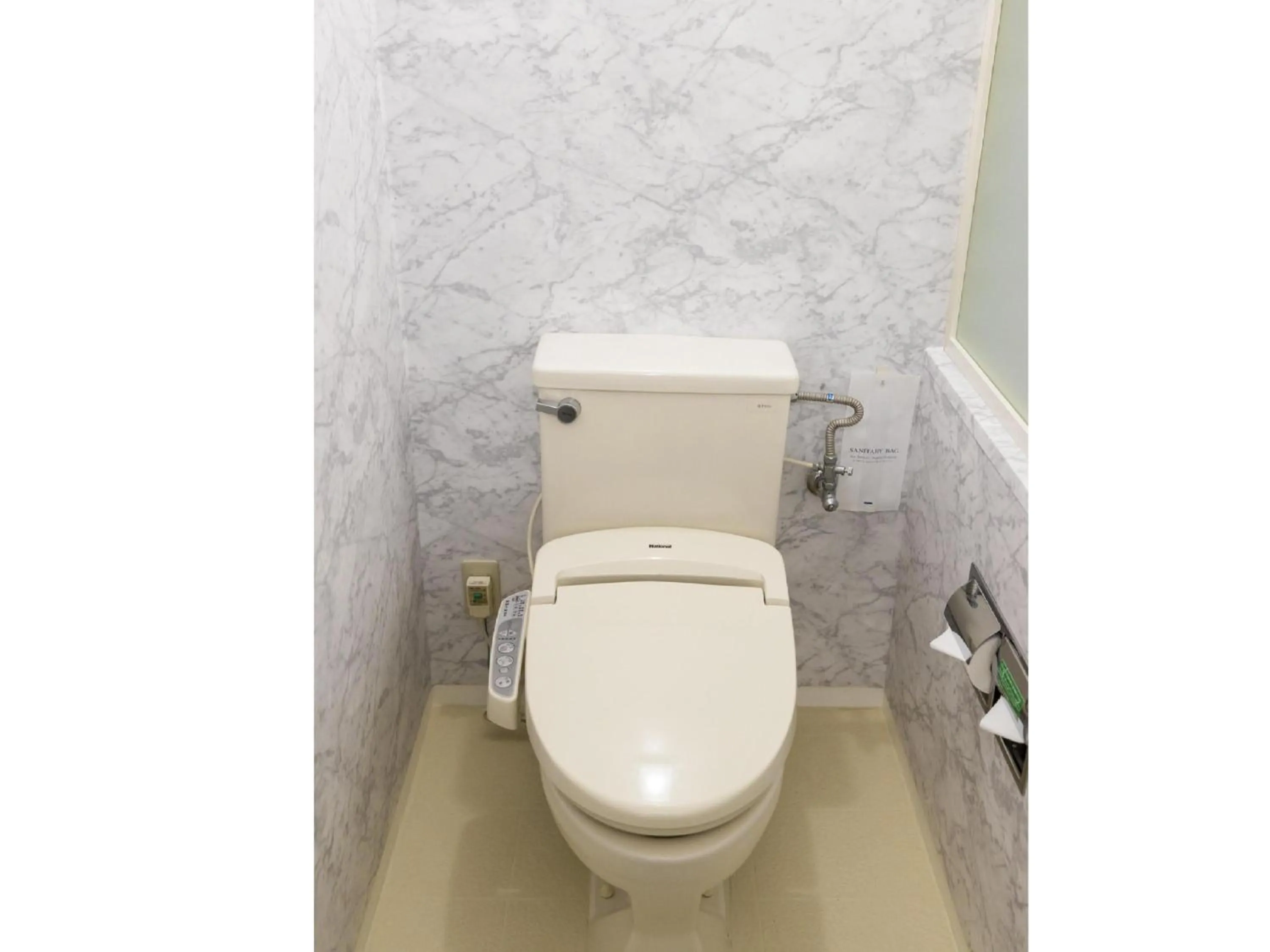 Toilet in Ariston Hotel Kobe