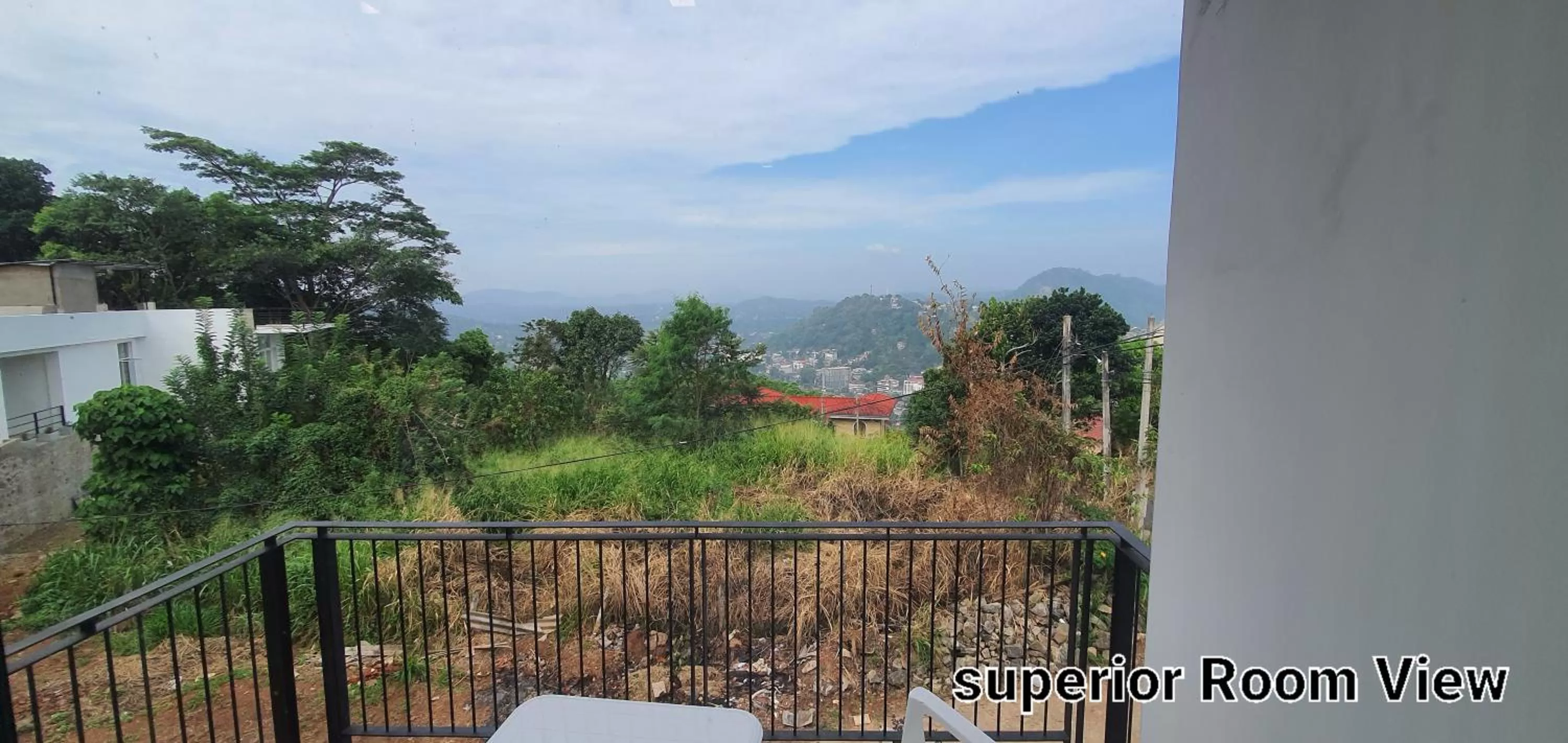 Hotel Kandyan View ''Free pickup from Kandy city''