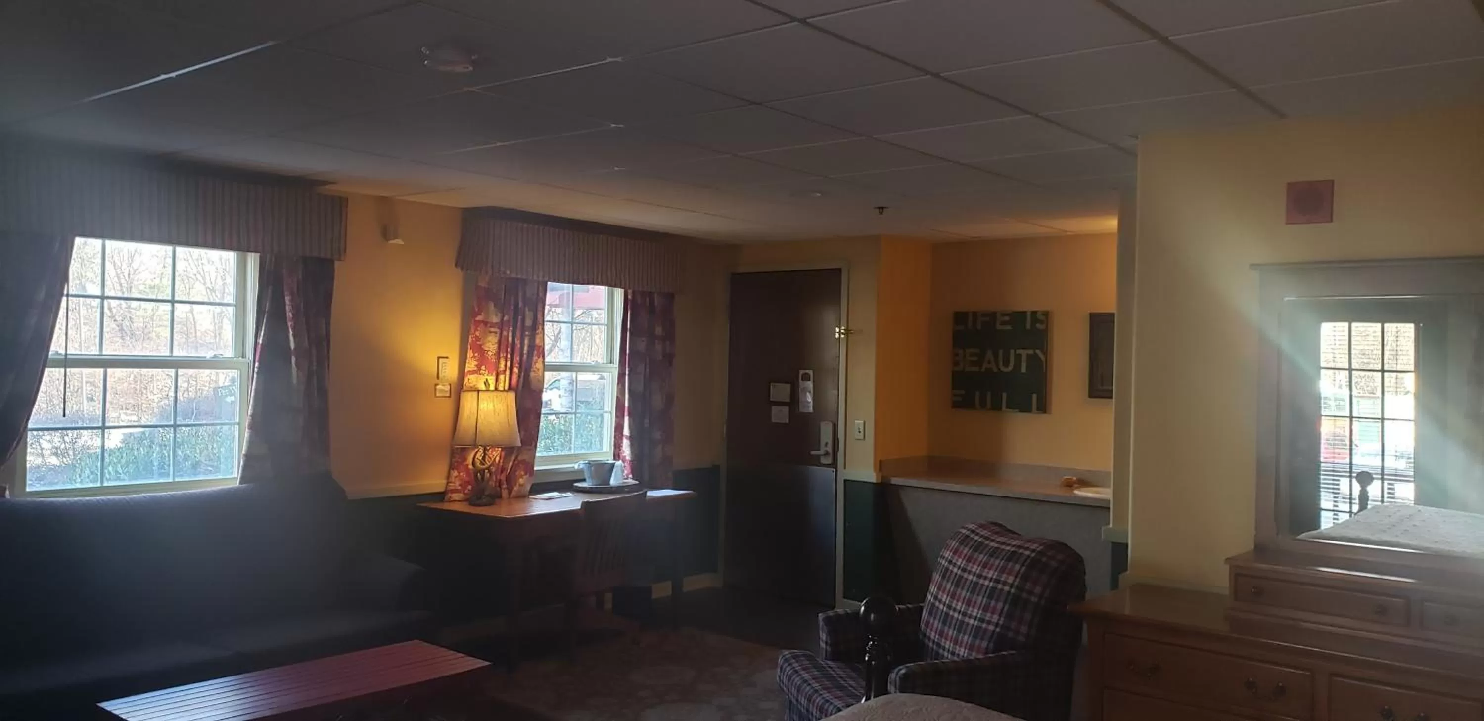 Photo of the whole room in The Common Man Inn, Spa & Lodge