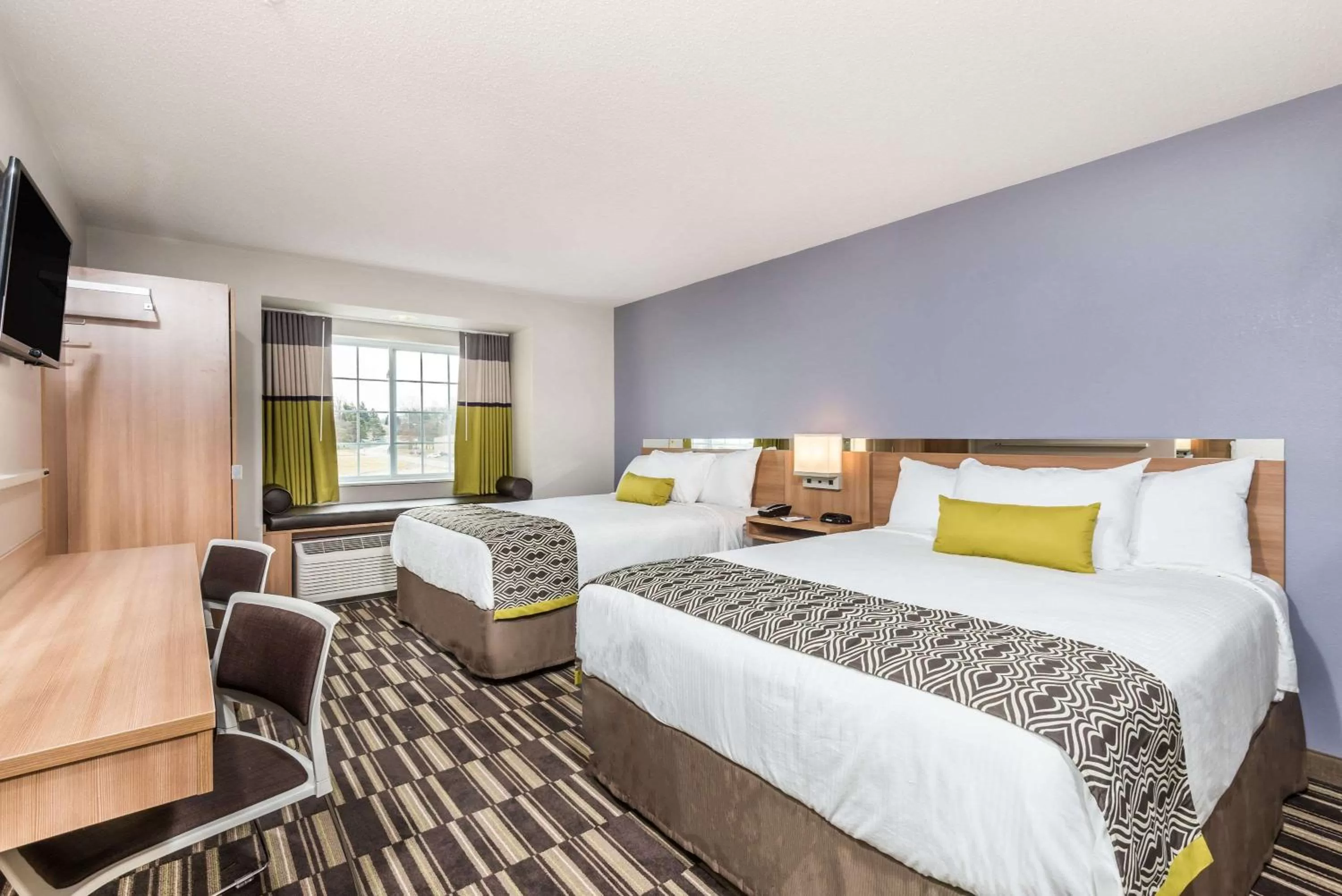 Photo of the whole room, Bed in Microtel Inn & Suites by Wyndham Beaver Falls
