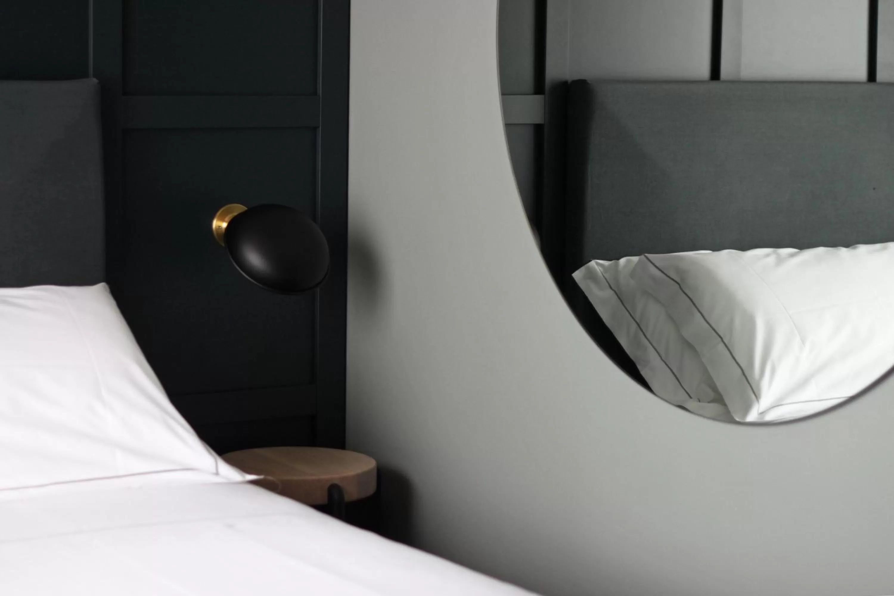 Decorative detail, Bed in c-hotels Diplomat