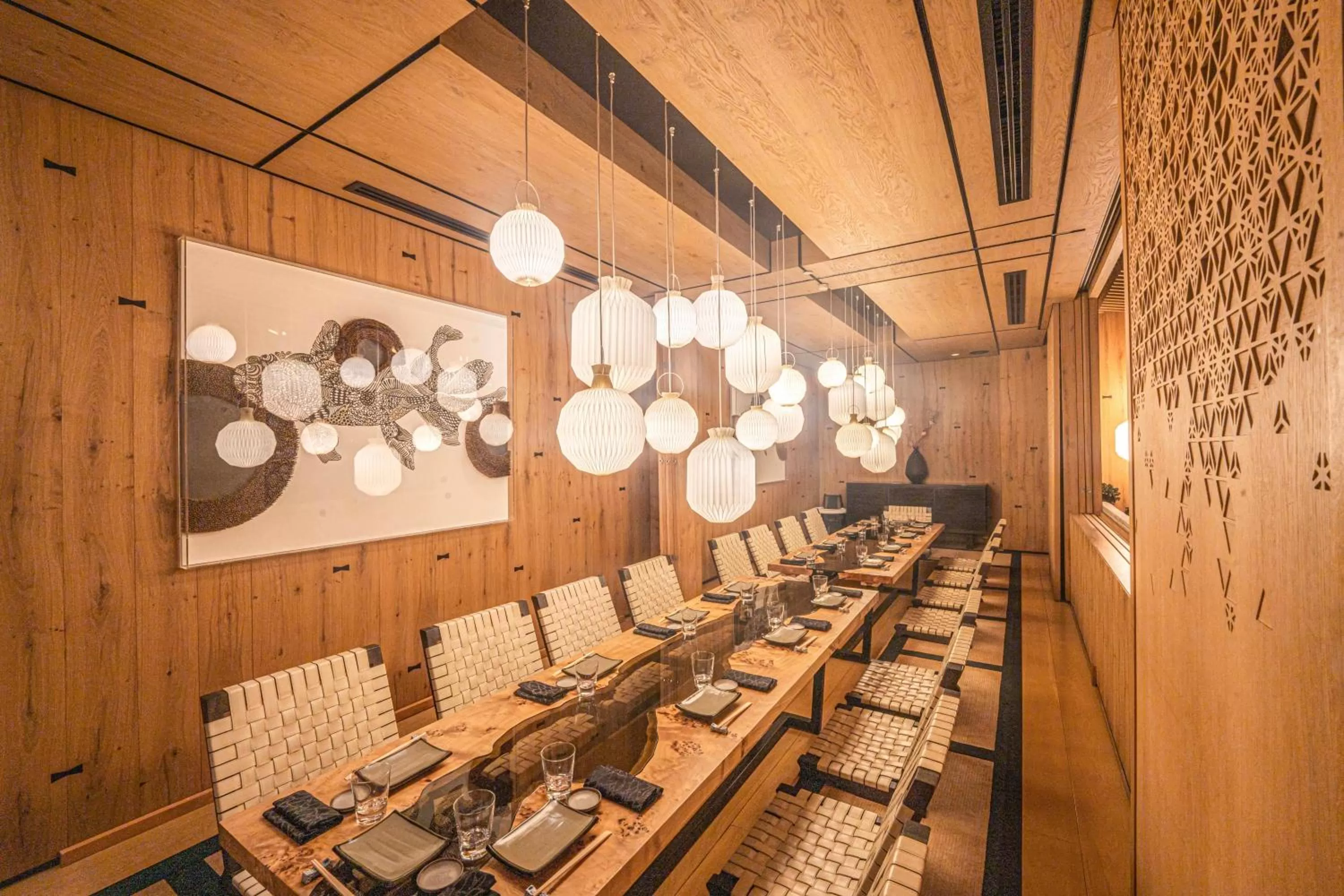 Restaurant/places to eat in Hyatt Regency Dubai - Corniche