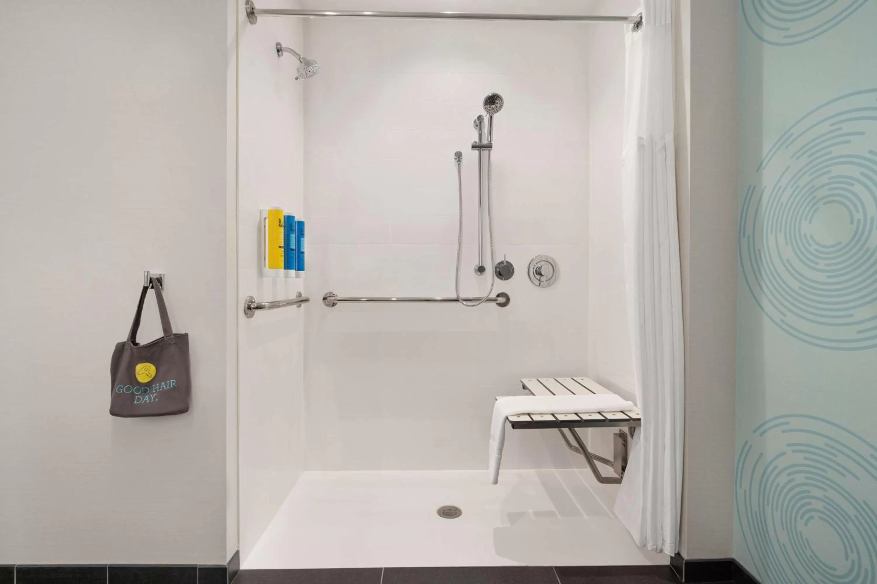 Bathroom in Tru By Hilton Albany Airport, Ny