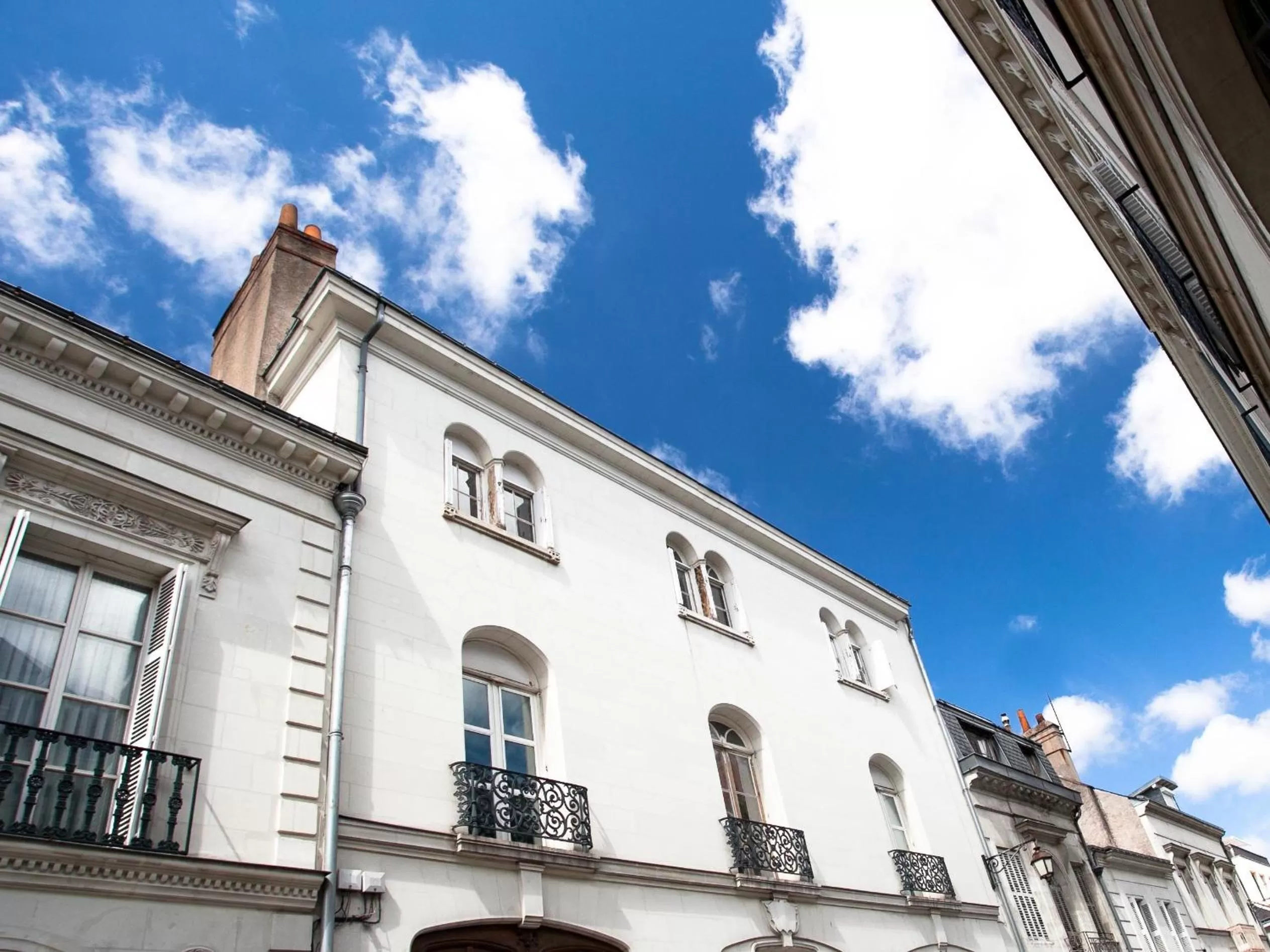 Facade/entrance in La Maison Jules