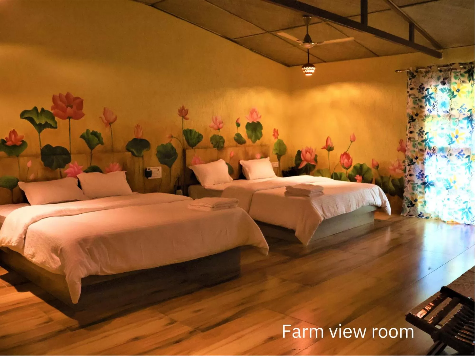 Bedroom, Bed in Saveda Farm & Cottages