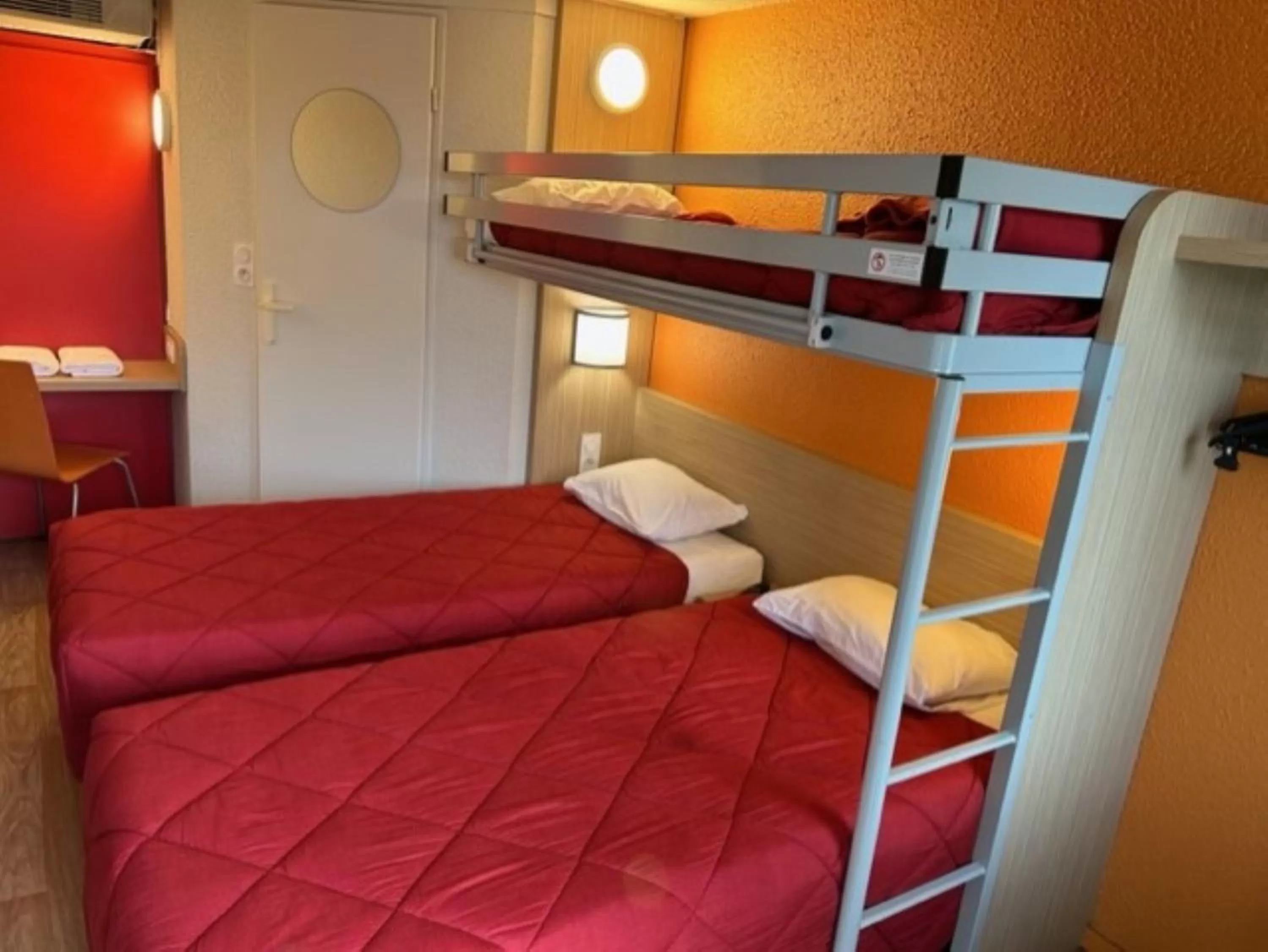 Bed in Premiere Classe Blois Nord