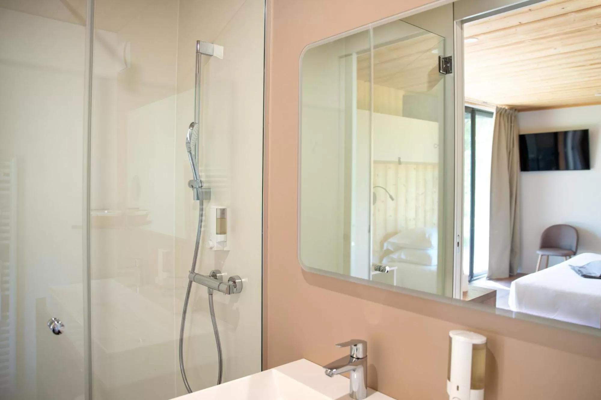 Bed in Manoir le Roure