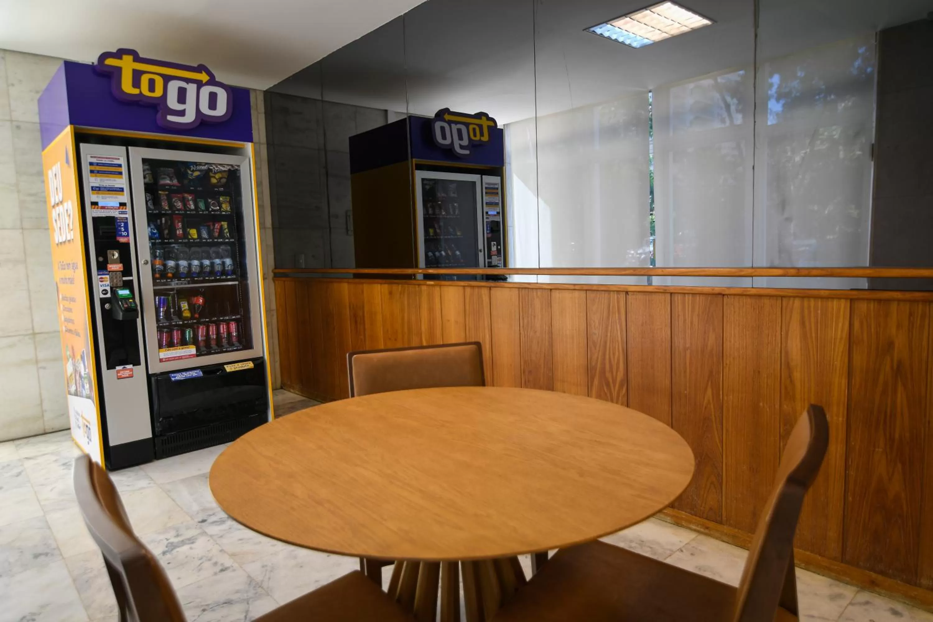 vending machine in Like U Hotel Brasília