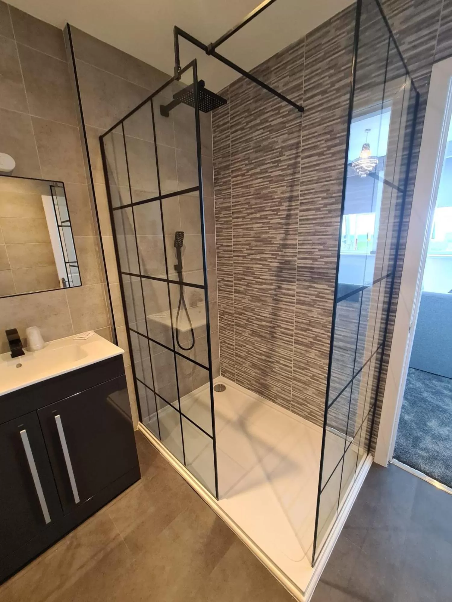 Bathroom in Royal Seabank Hotel