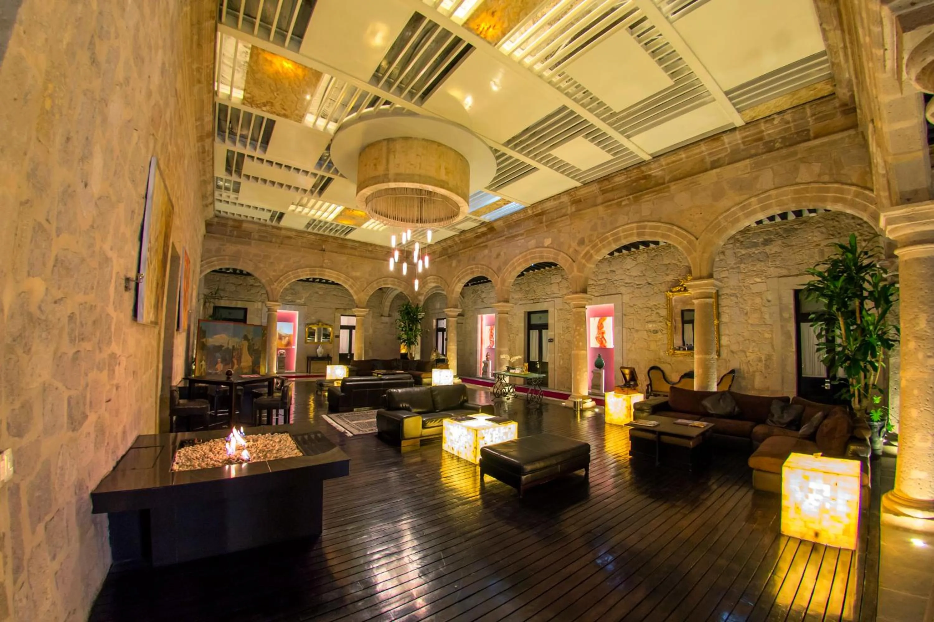 Lobby or reception in Cantera 10 Hotel Boutique