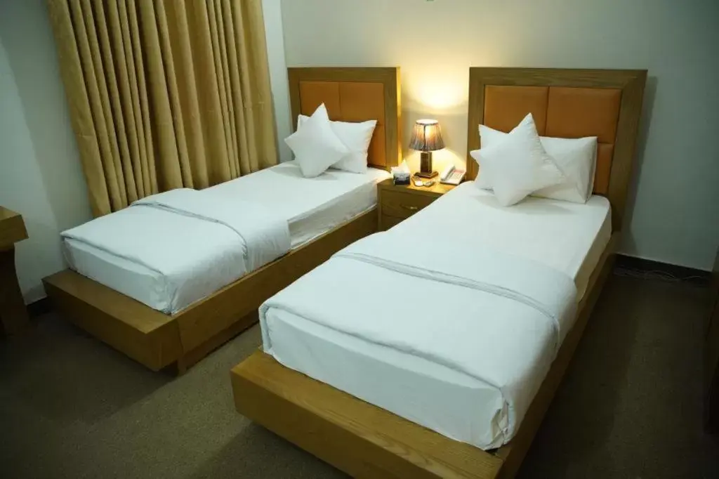 Double or Twin Room in Hotel Red Line Double or Twin Room in Hotel Red Line