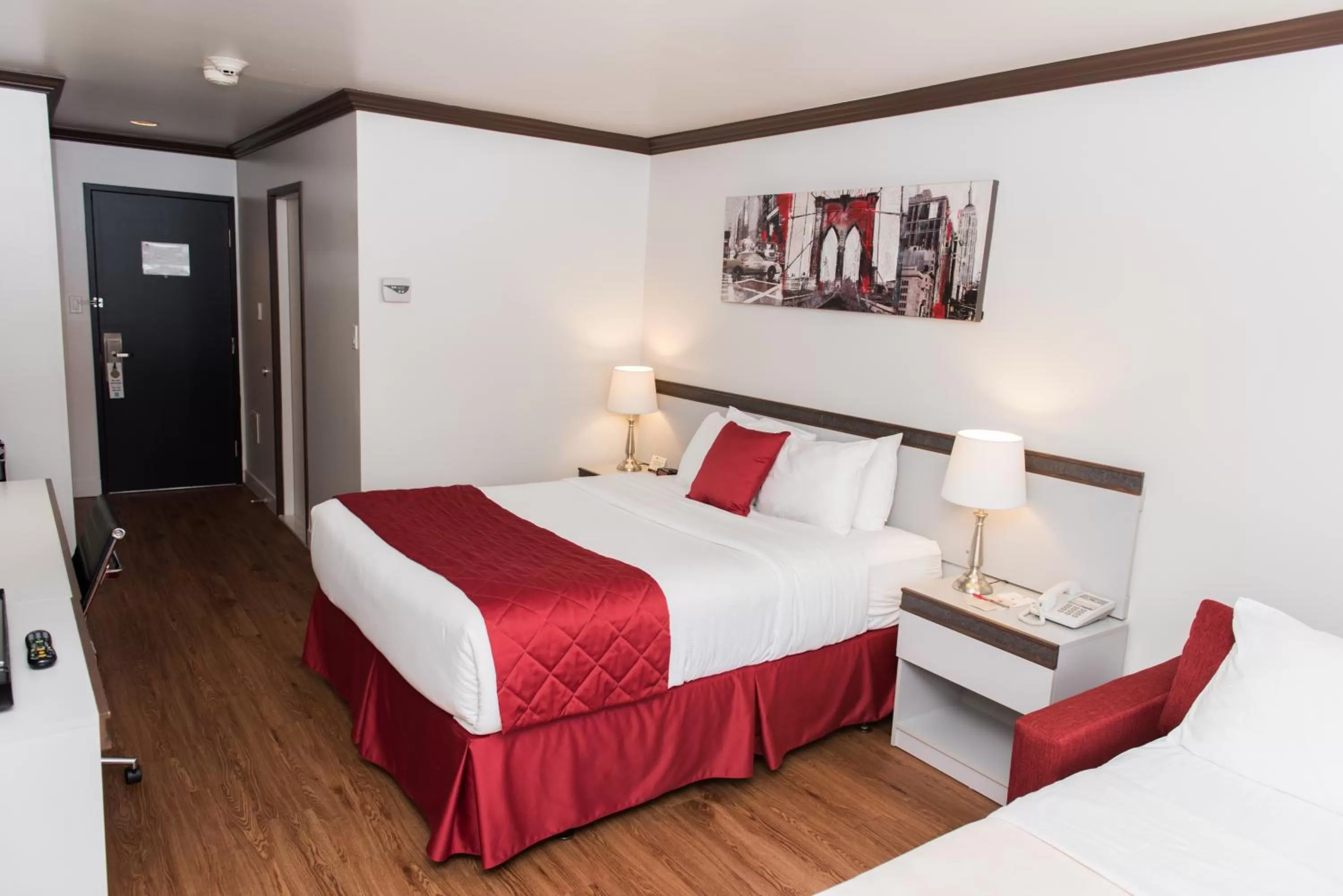 Photo of the whole room in Hôtel Le Floral