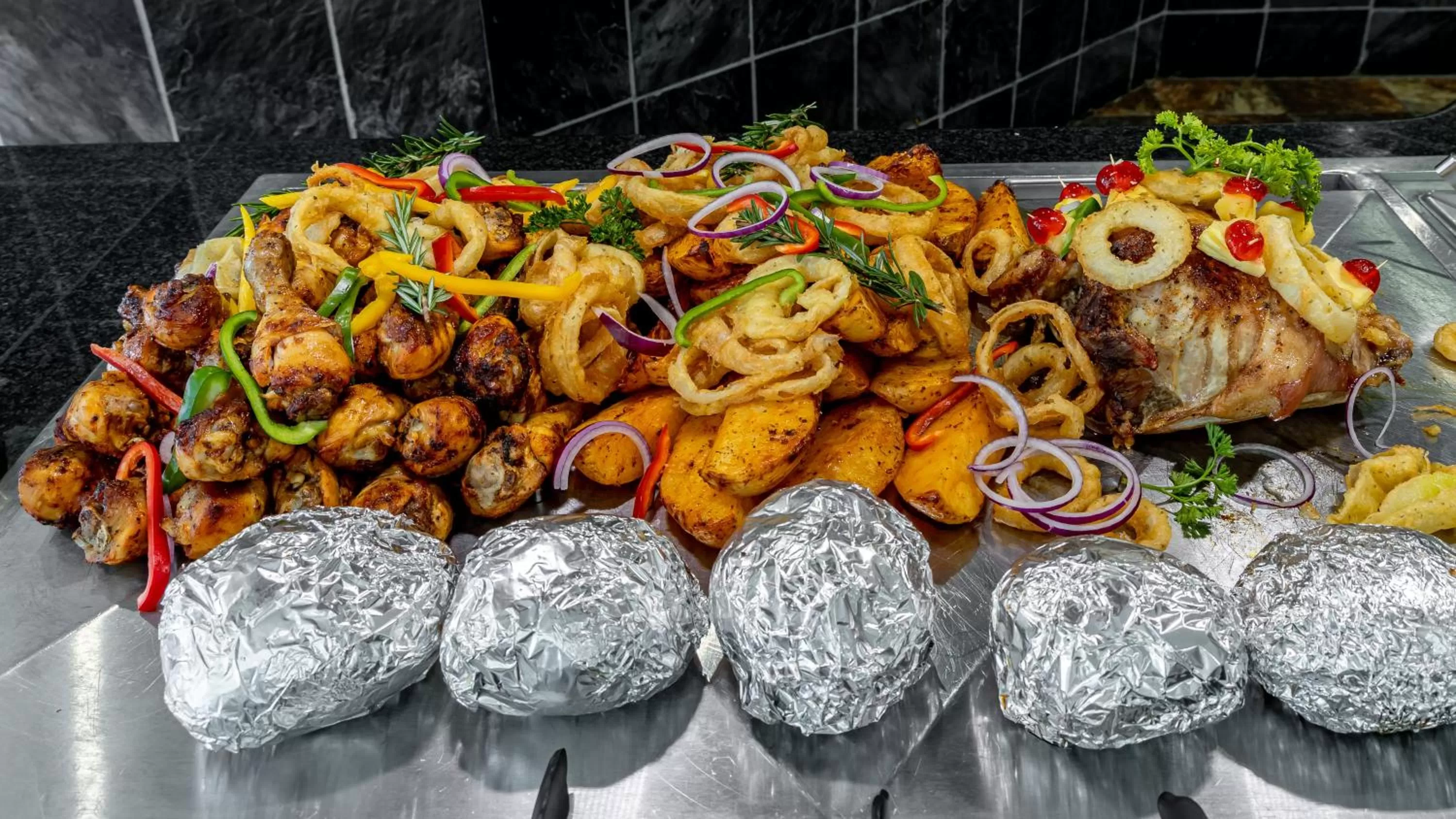 Restaurant/places to eat in African Sky Newcastle Inn