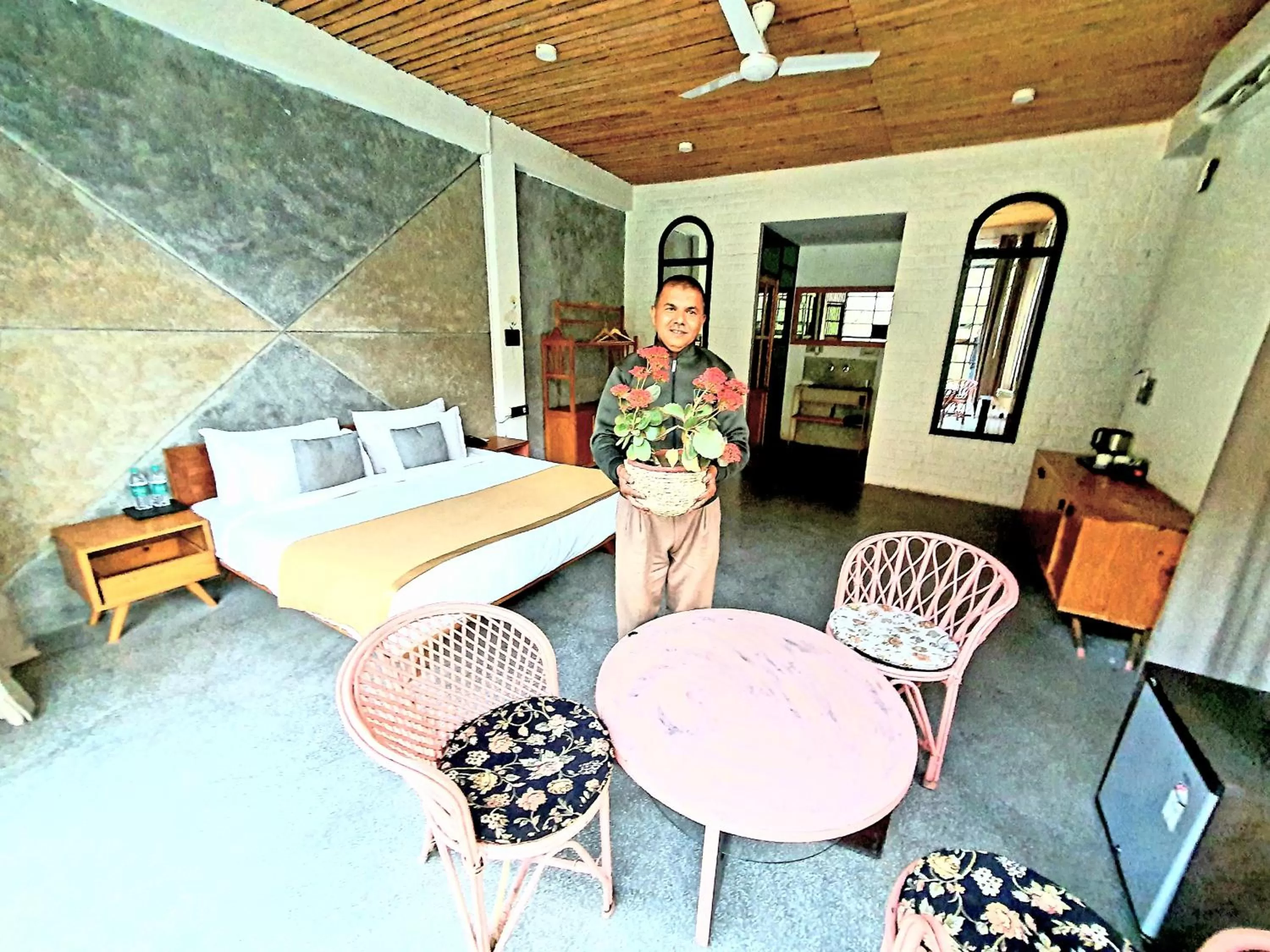 Photo of the whole room in Nishantam Rishikesh