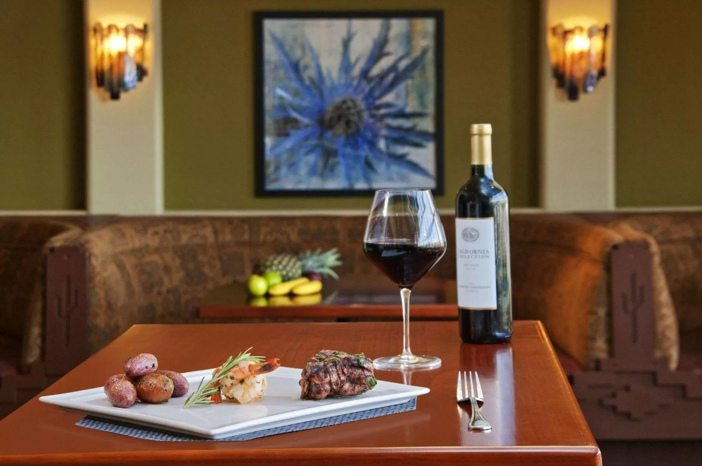 Restaurant/places to eat in Hilton Phoenix Airport