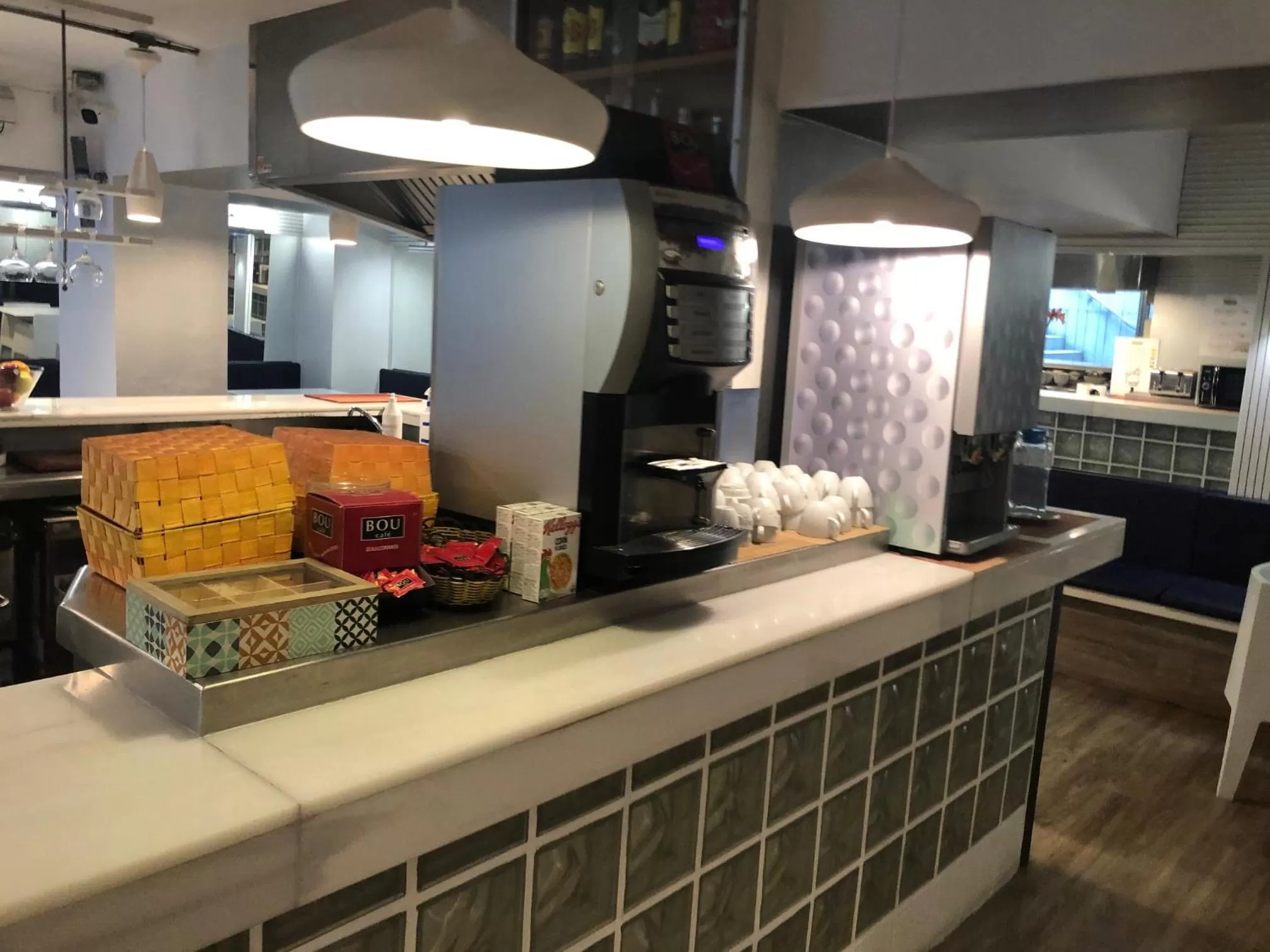 Communal kitchen in Colors