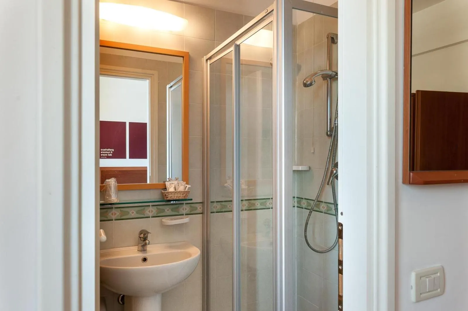 Bathroom in Hotel Brigantino Non Dista