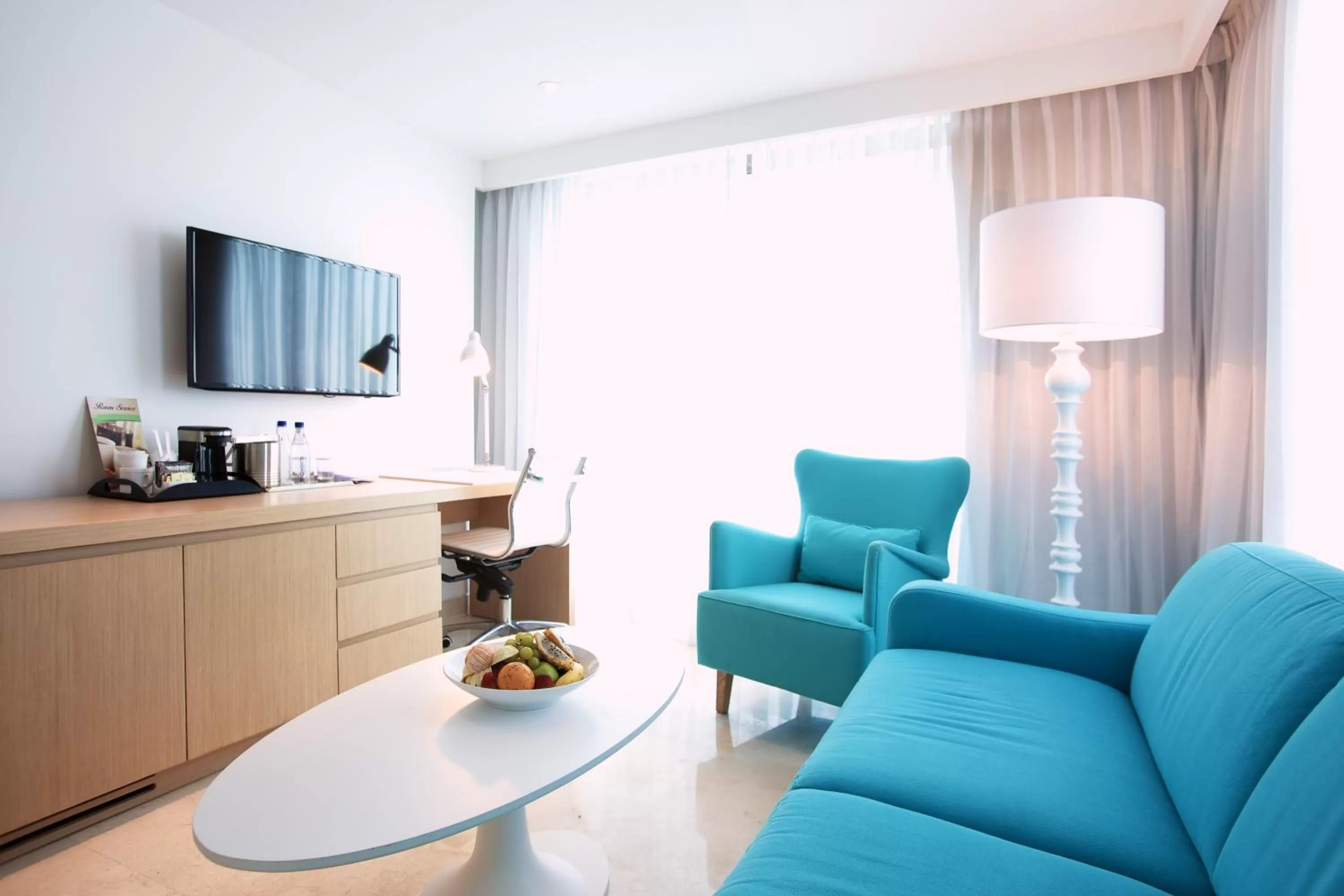 Living room in Radisson Cartagena Ocean Pavillion Hotel