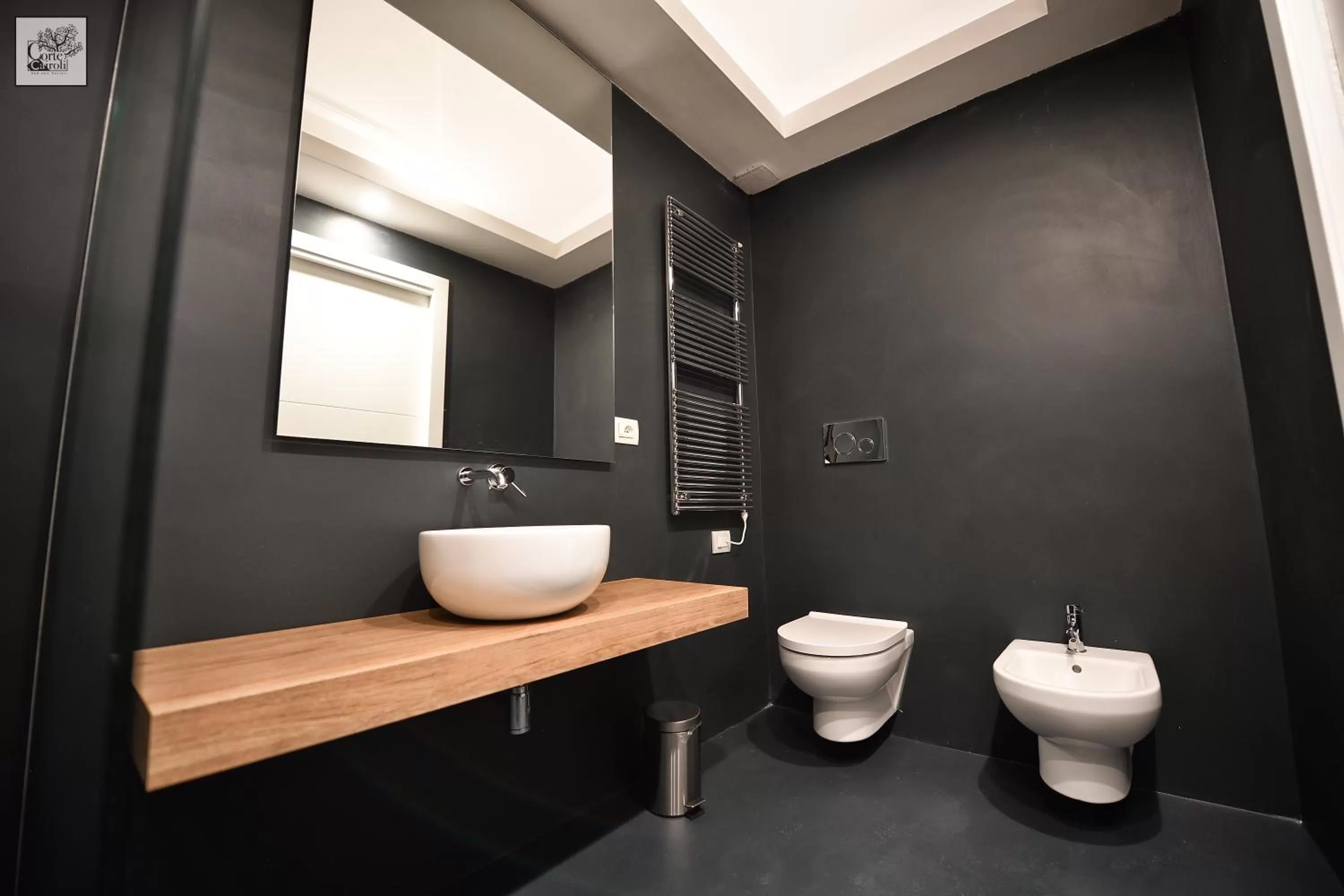 Bathroom in Corte Cairoli B&B and Suites