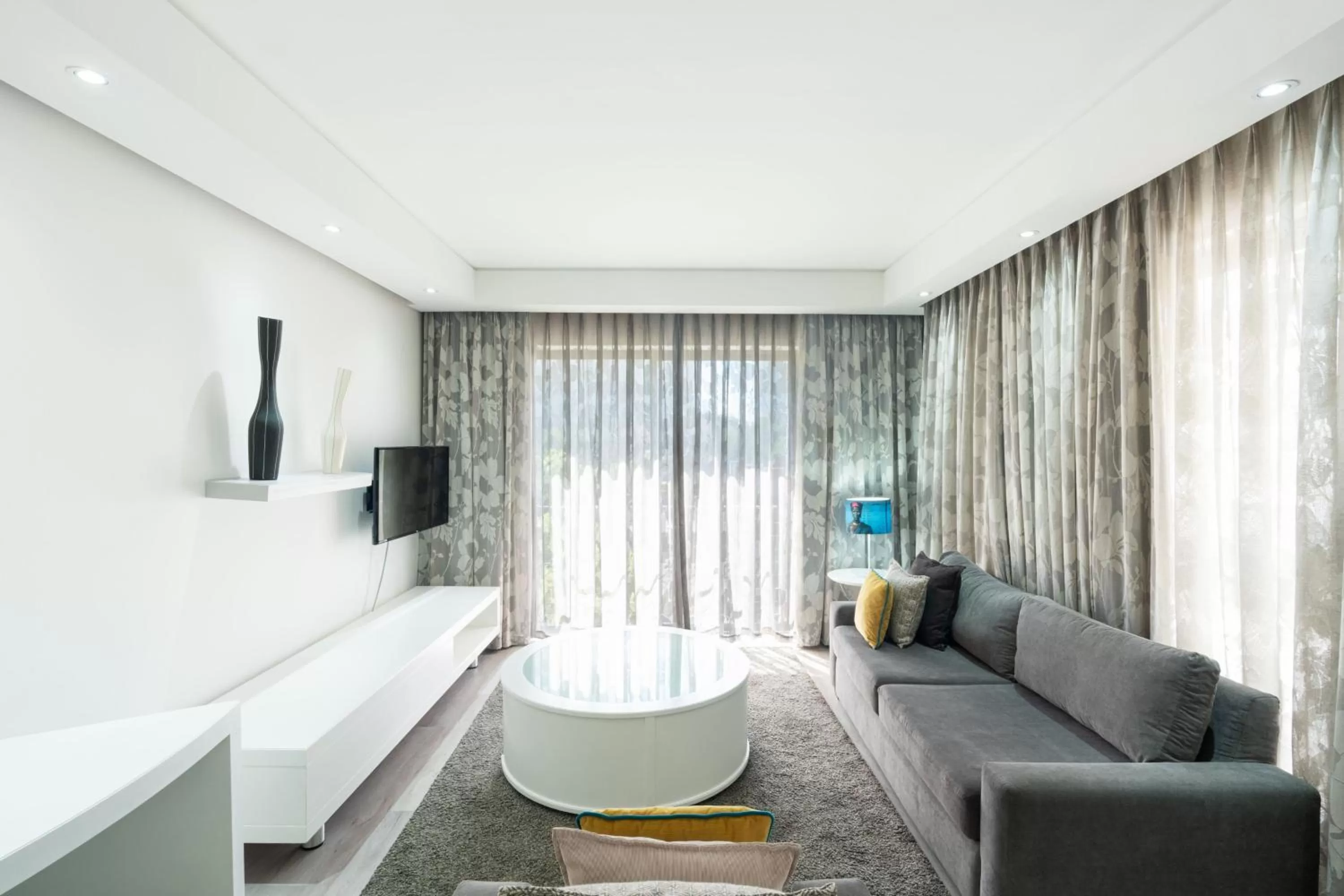 Living room in Protea Hotel by Marriott Cape Town North Wharf