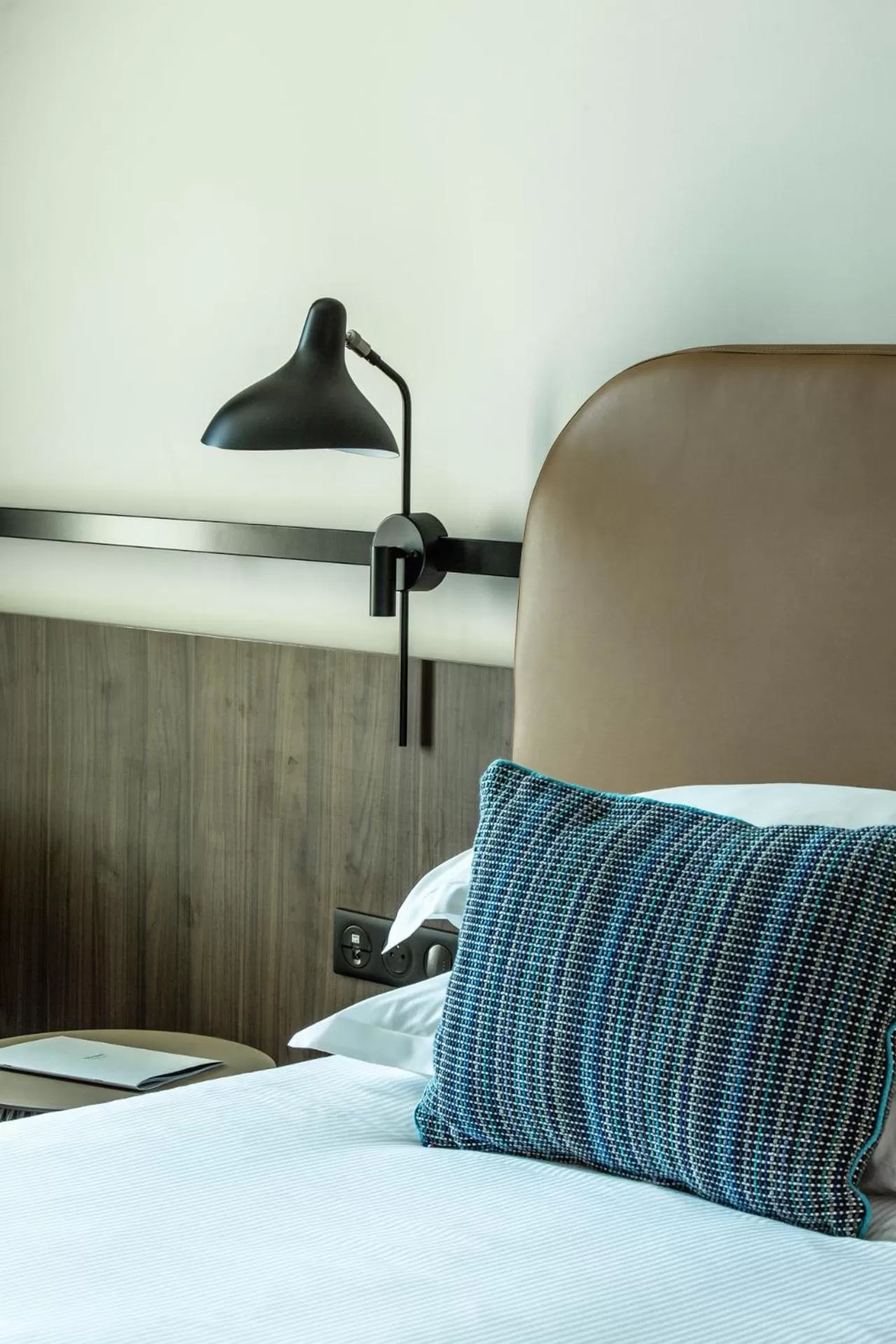 Bed in Crowne Plaza - Nice - Grand Arenas by IHG