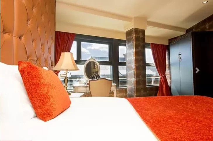 Bedroom, Bed in The Shankly Hotel