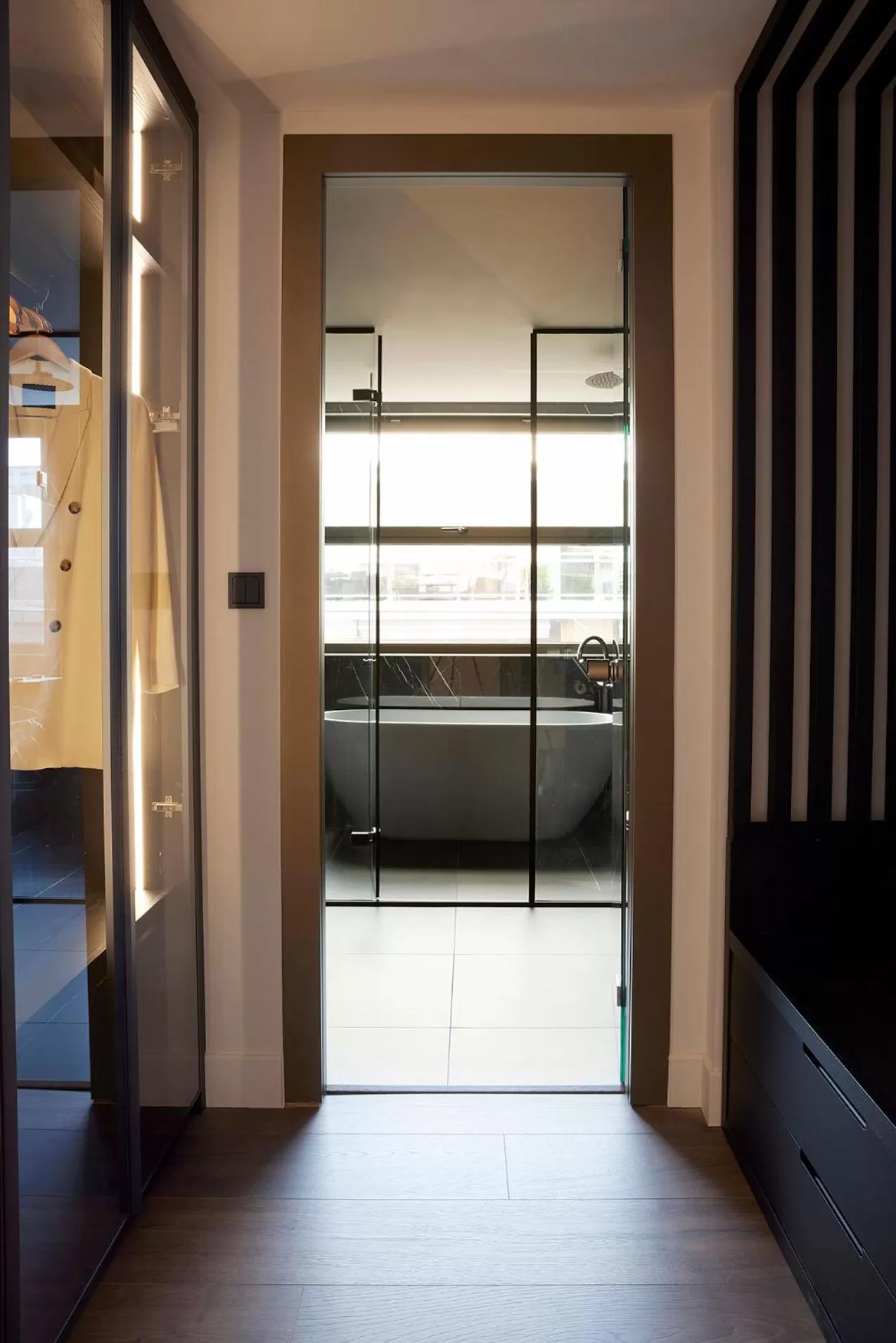 Bathroom, Bed in Teight Hotel