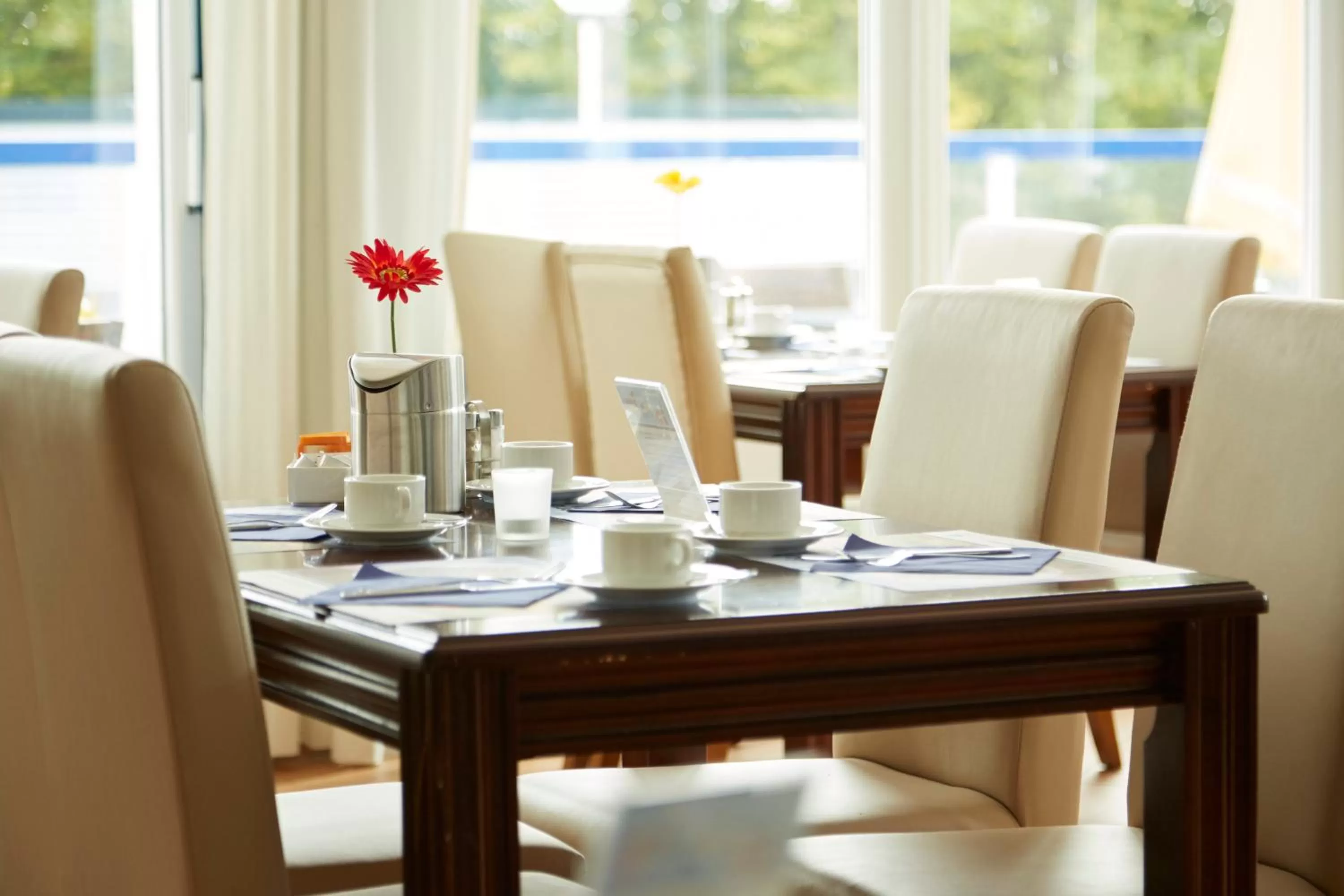 Restaurant/places to eat in Hotel Plöner See by Tulip Inn