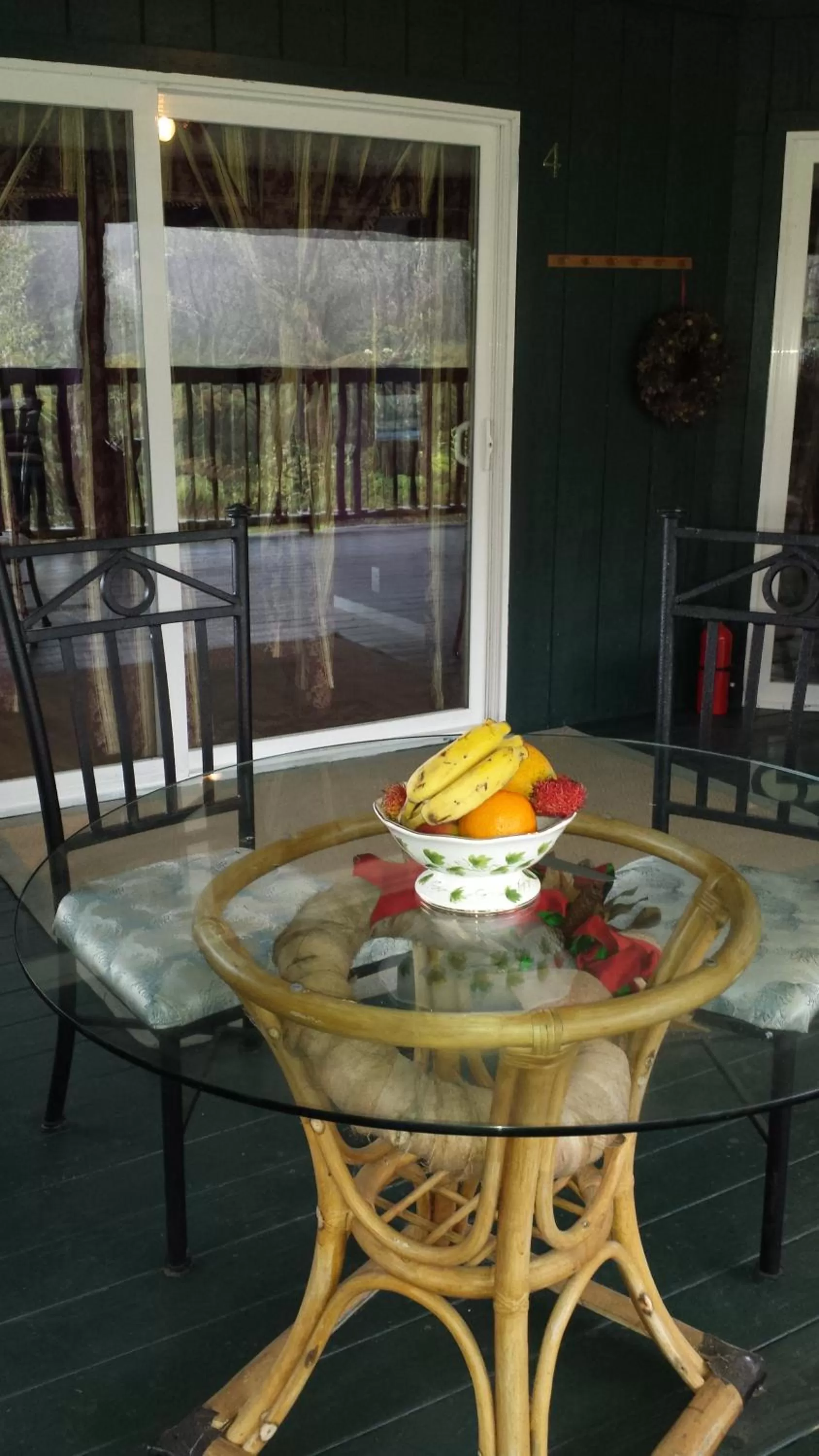 Patio in Aloha Crater Lodge