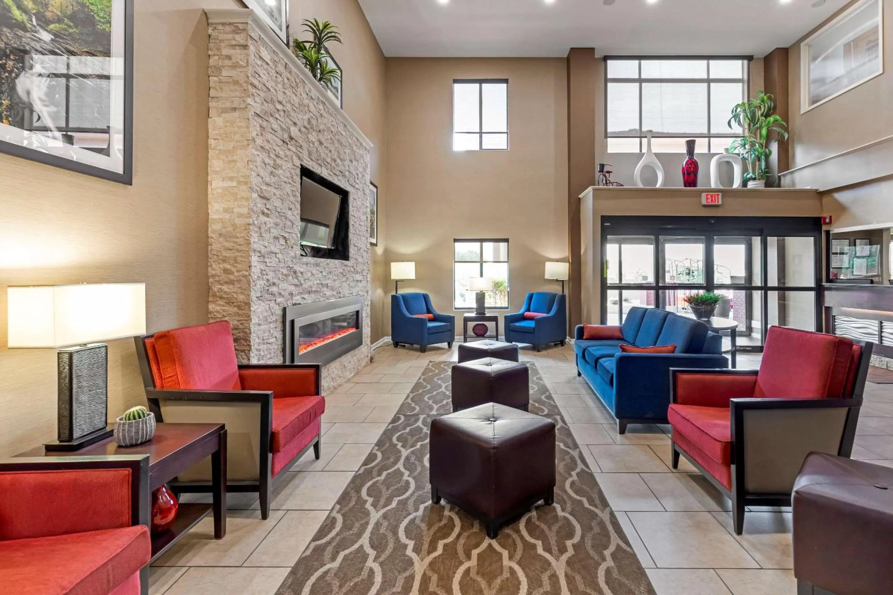 Lobby or reception in comfort & inn Suites