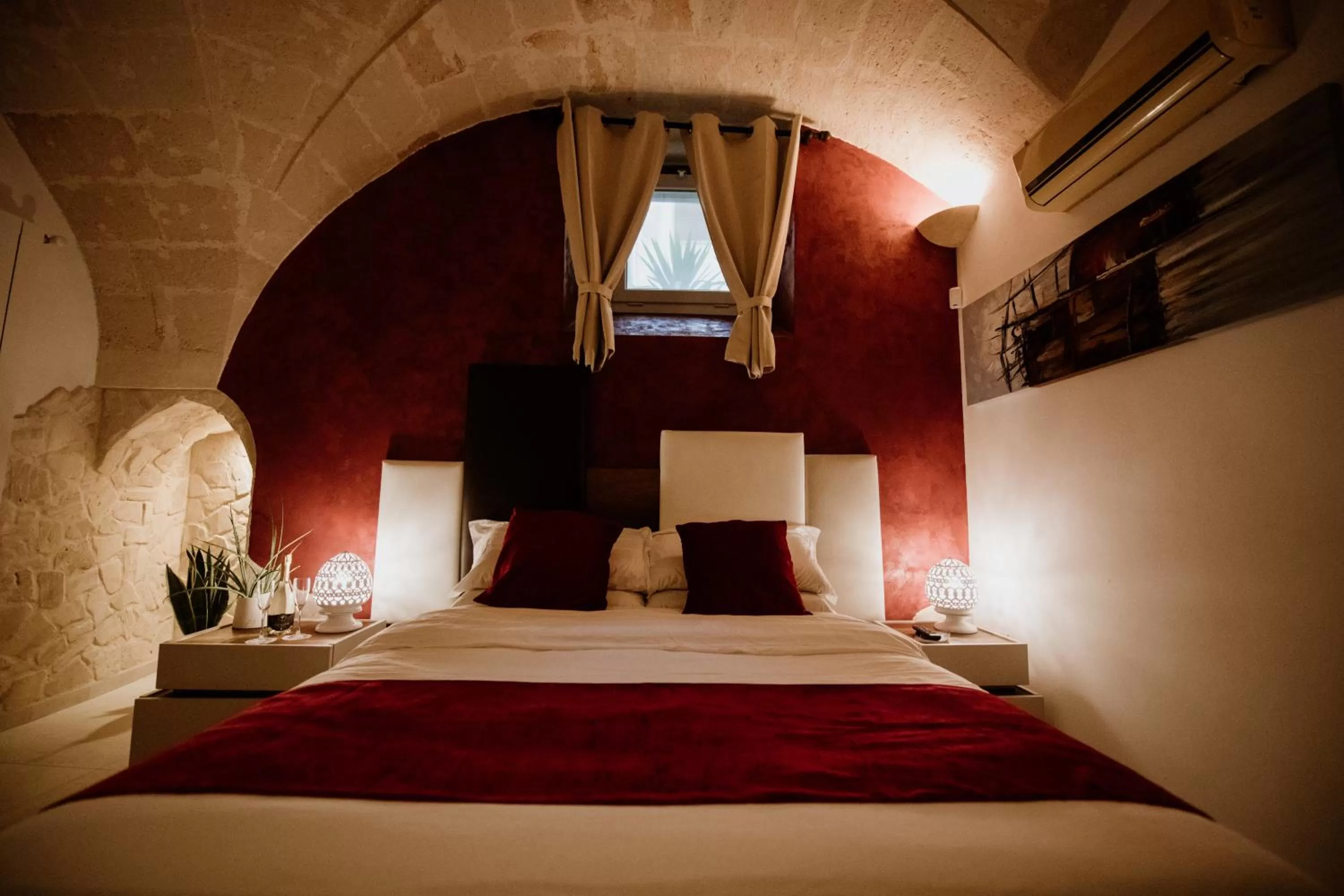 Bed in Pacuvius Home Suite B&B