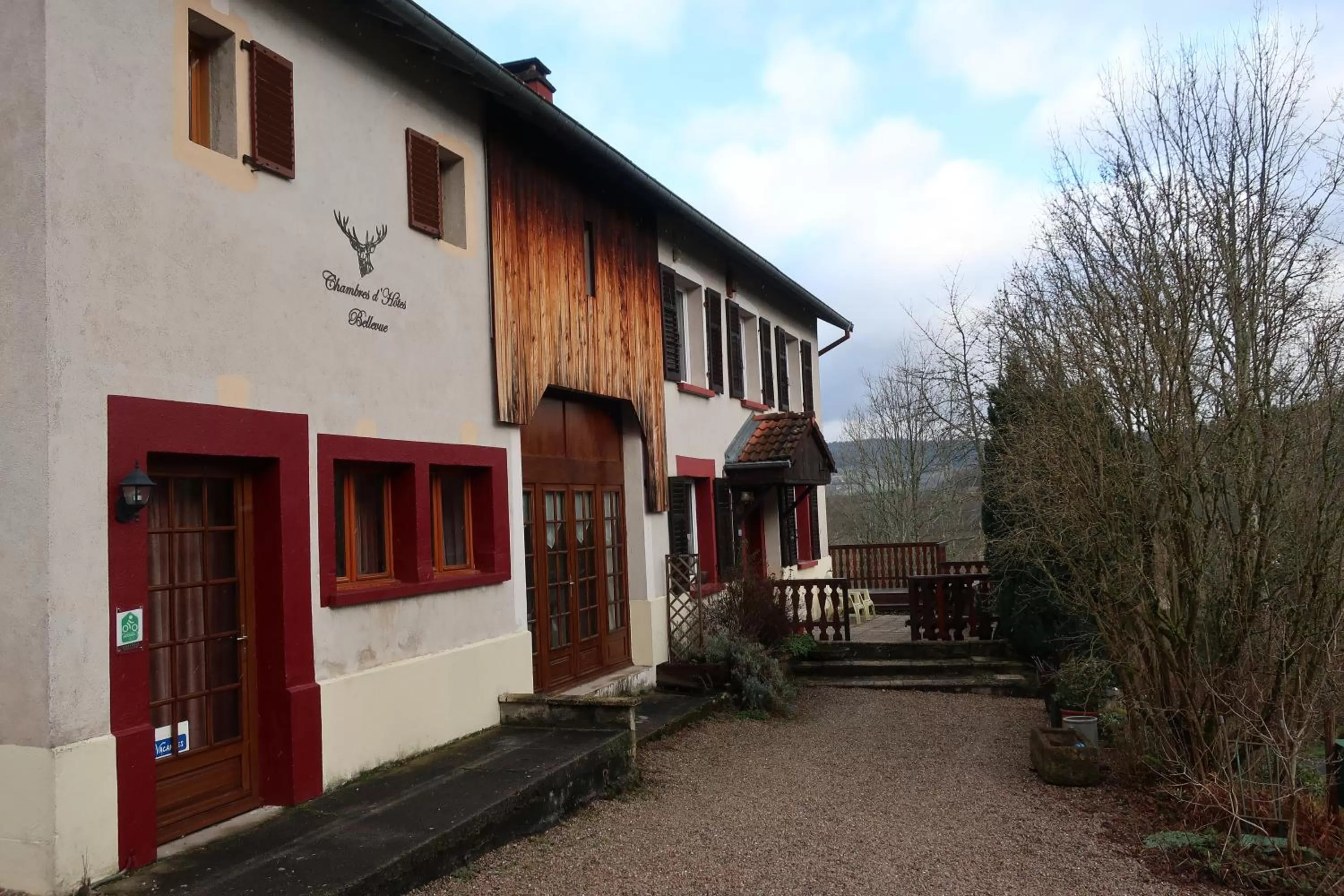 Property building in chambres d'hôtes le Chêne