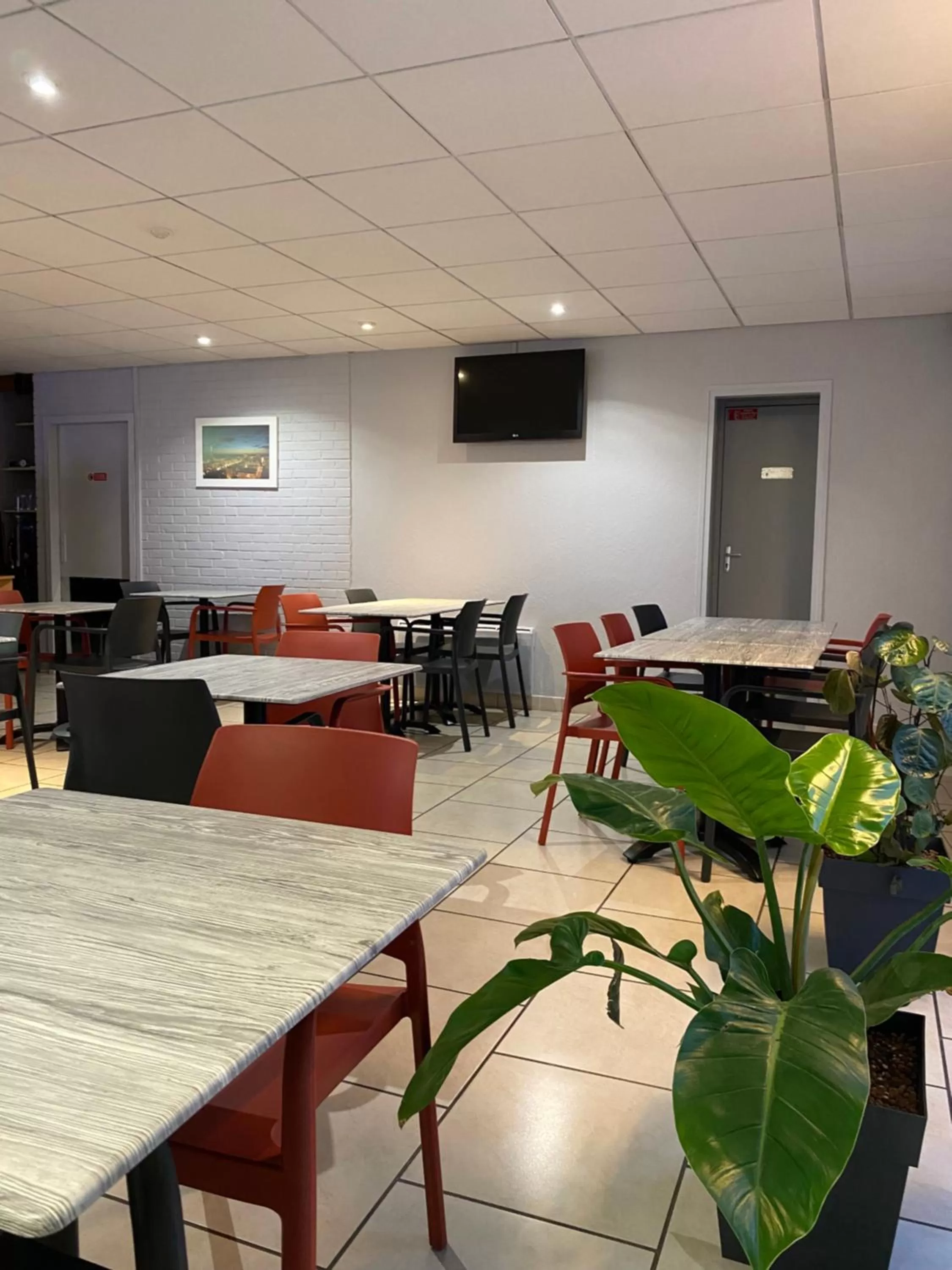 Restaurant/places to eat in Hotel Inn Design Le Havre
