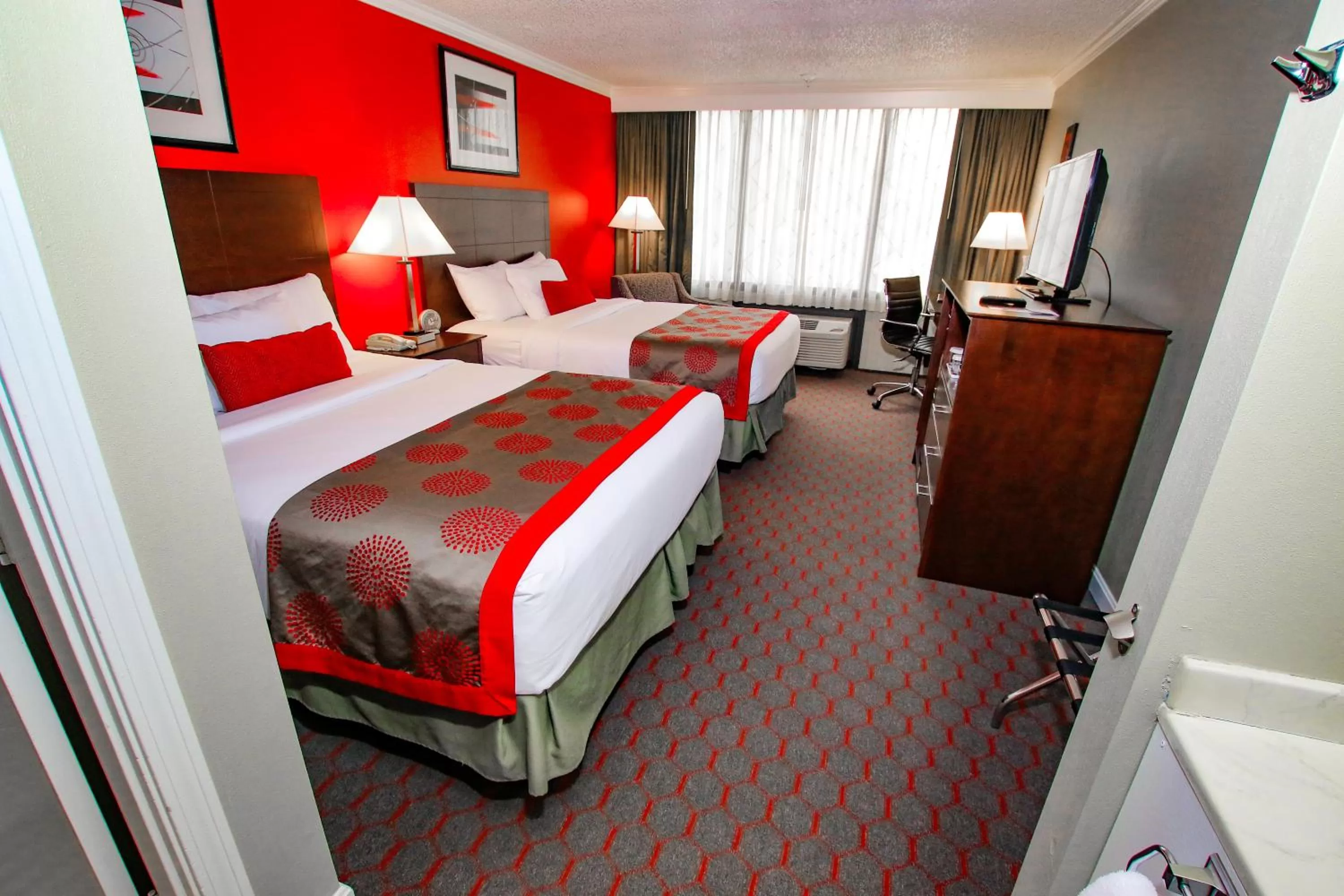 Bed in Ramada Hotel & Conference Center by Wyndham Lewiston