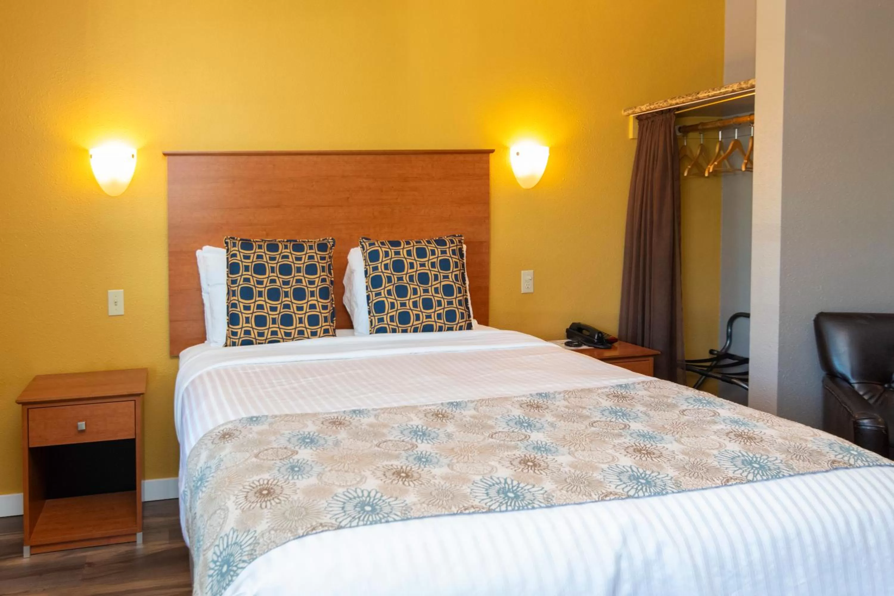 Nordic Inn and Suites