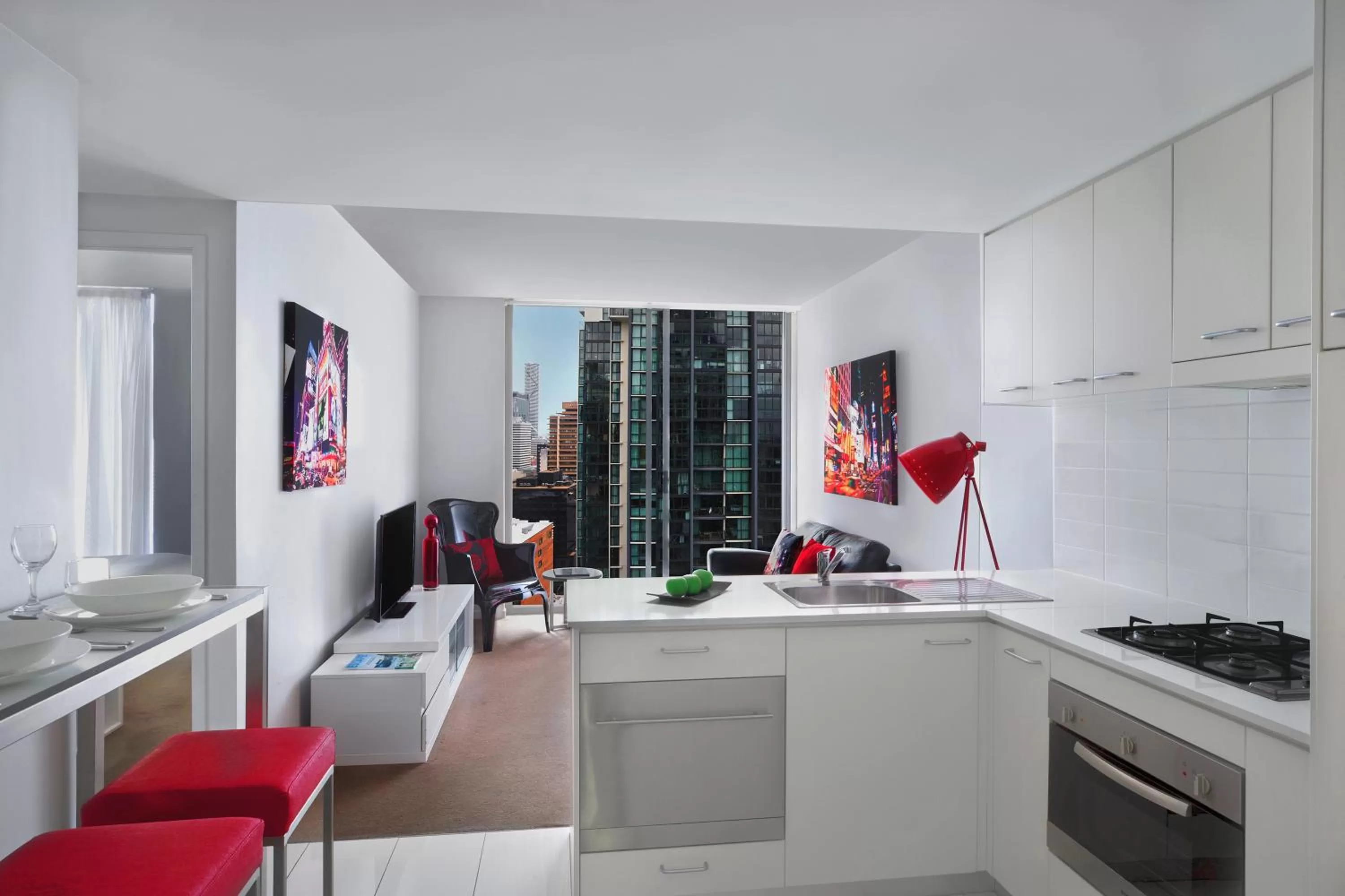 Kitchen or kitchenette in Mantra Midtown