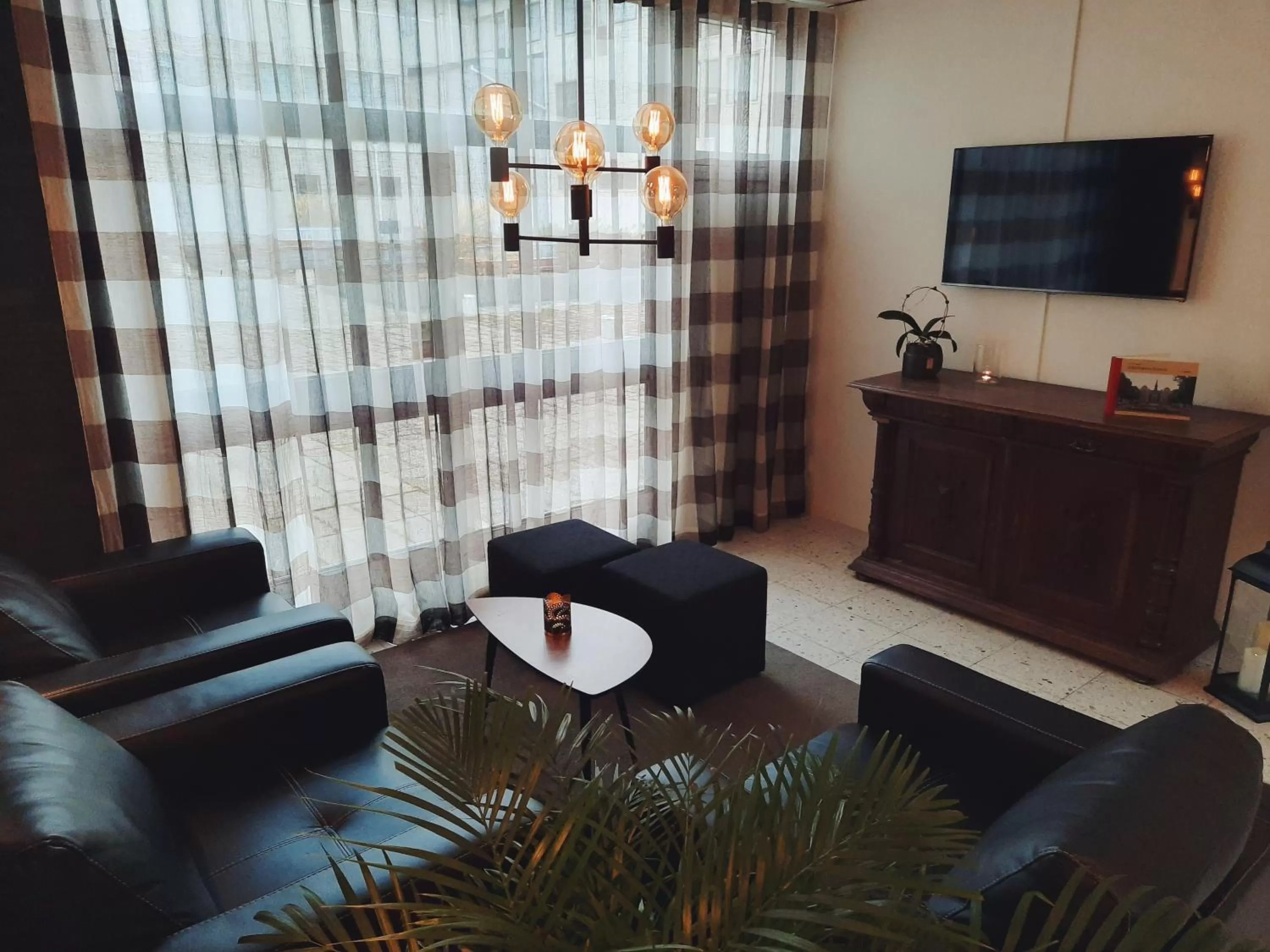 Lobby or reception in Hotel Statt Söderhamn by First Hotels