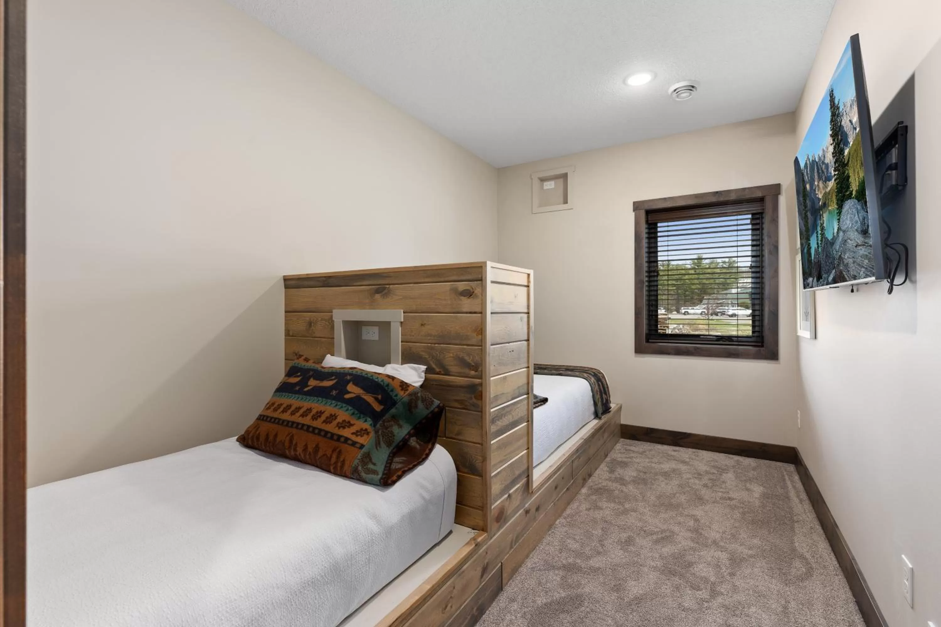 Bed in Quarterdeck Resort