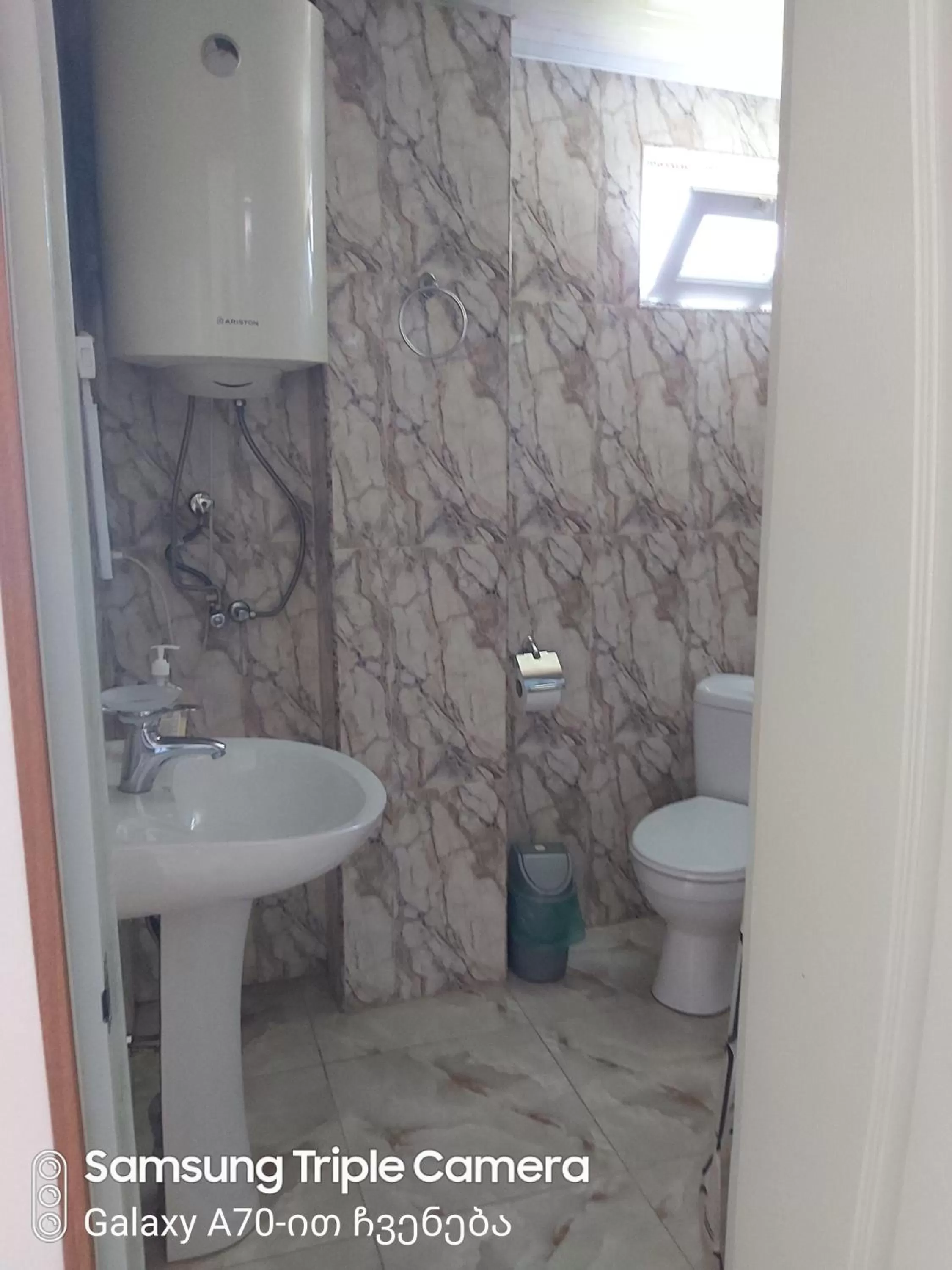 Toilet in Martvili Newhotel