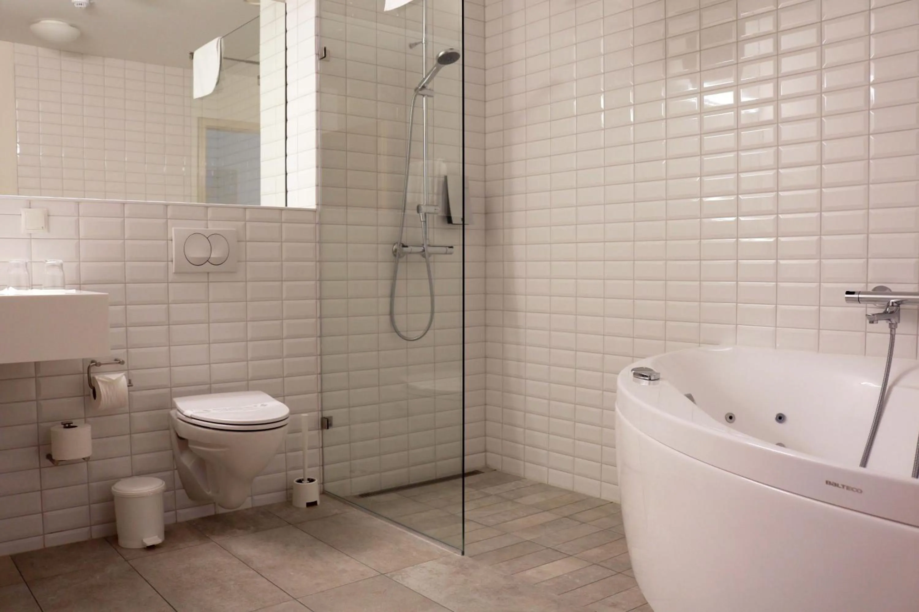 Shower in Hotel Selfoss