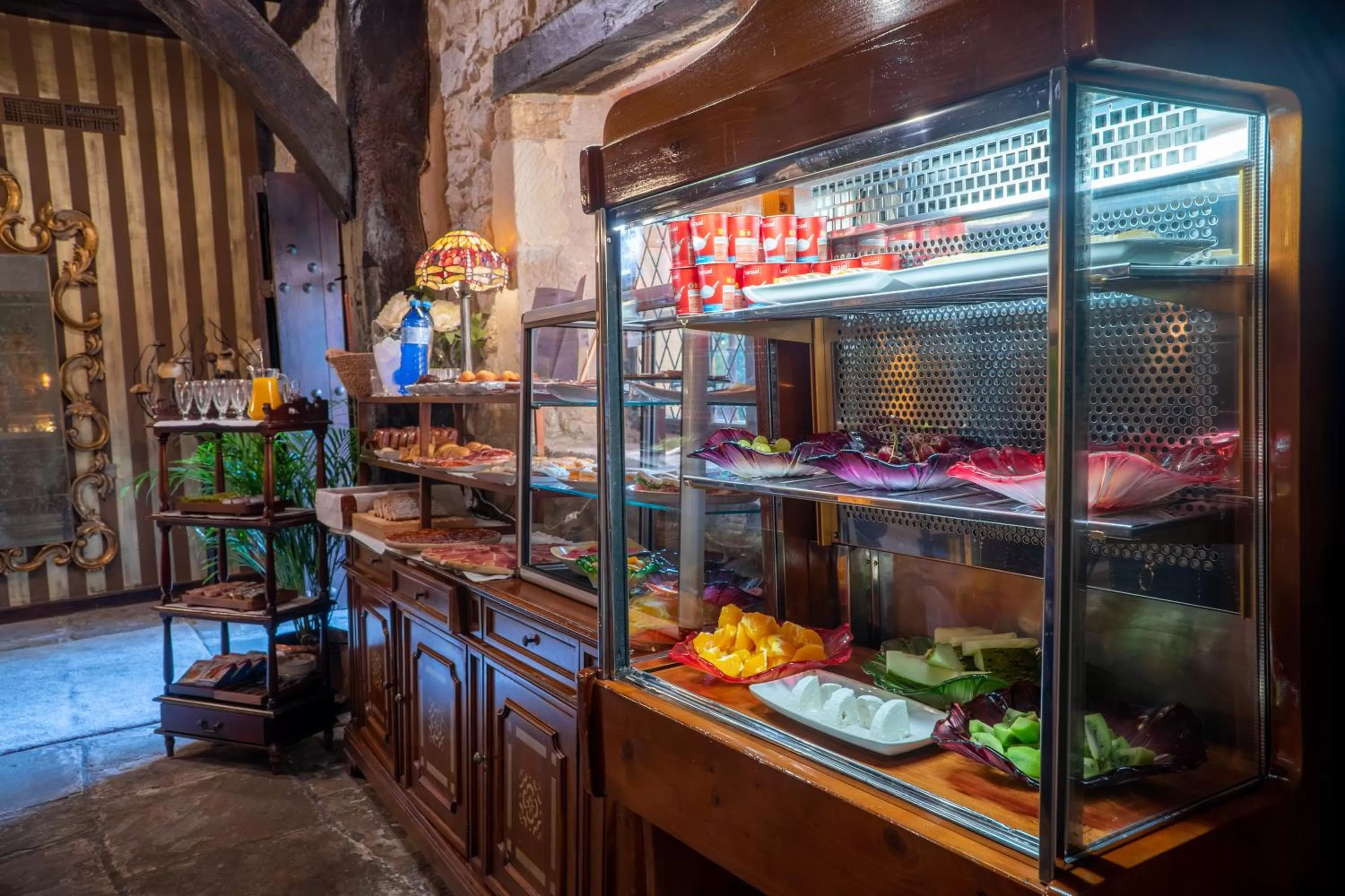 Buffet breakfast in Hotel Casa del Marqués