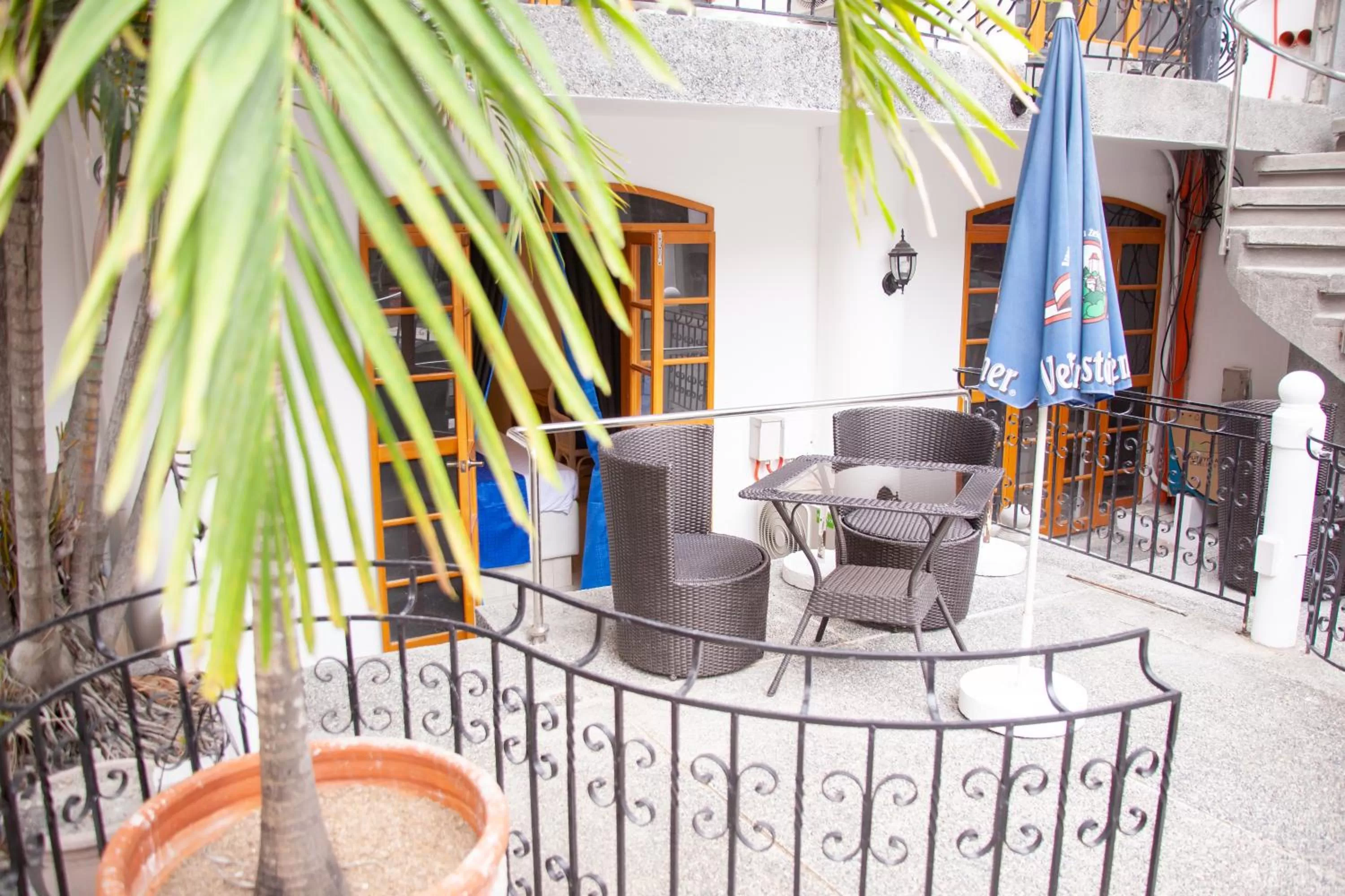 Clarkton Hotel Apartment